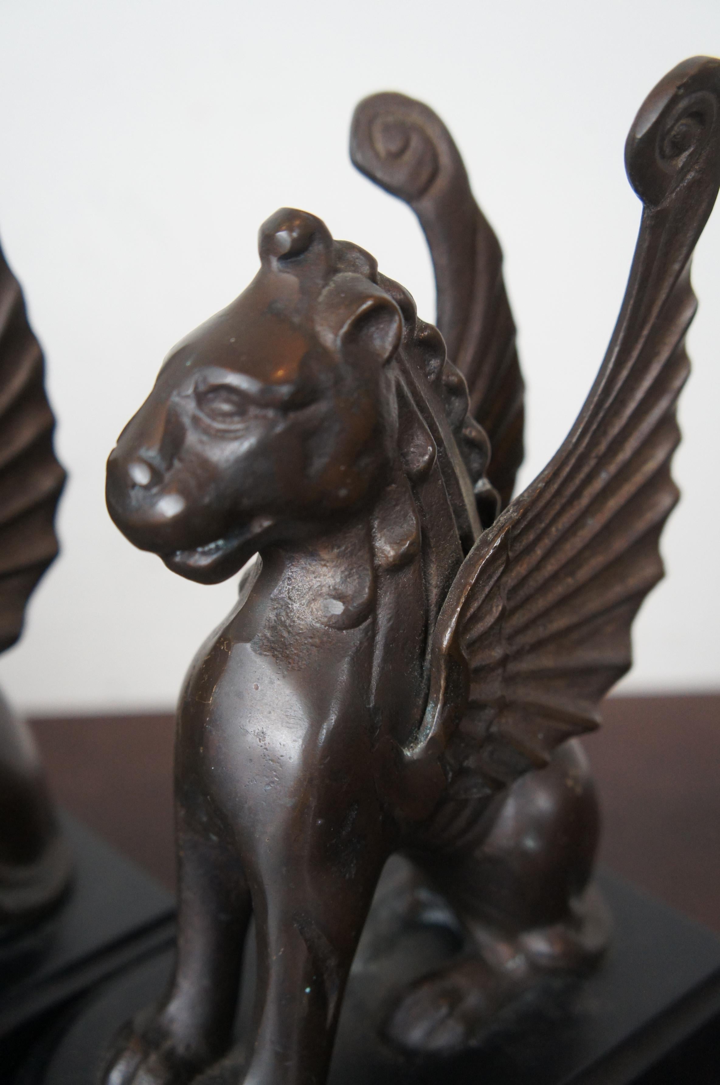 Vintage Bronze Griffin Gryphon Gargoyle Winged Lion Library Sculptural Bookends In Good Condition In Dayton, OH