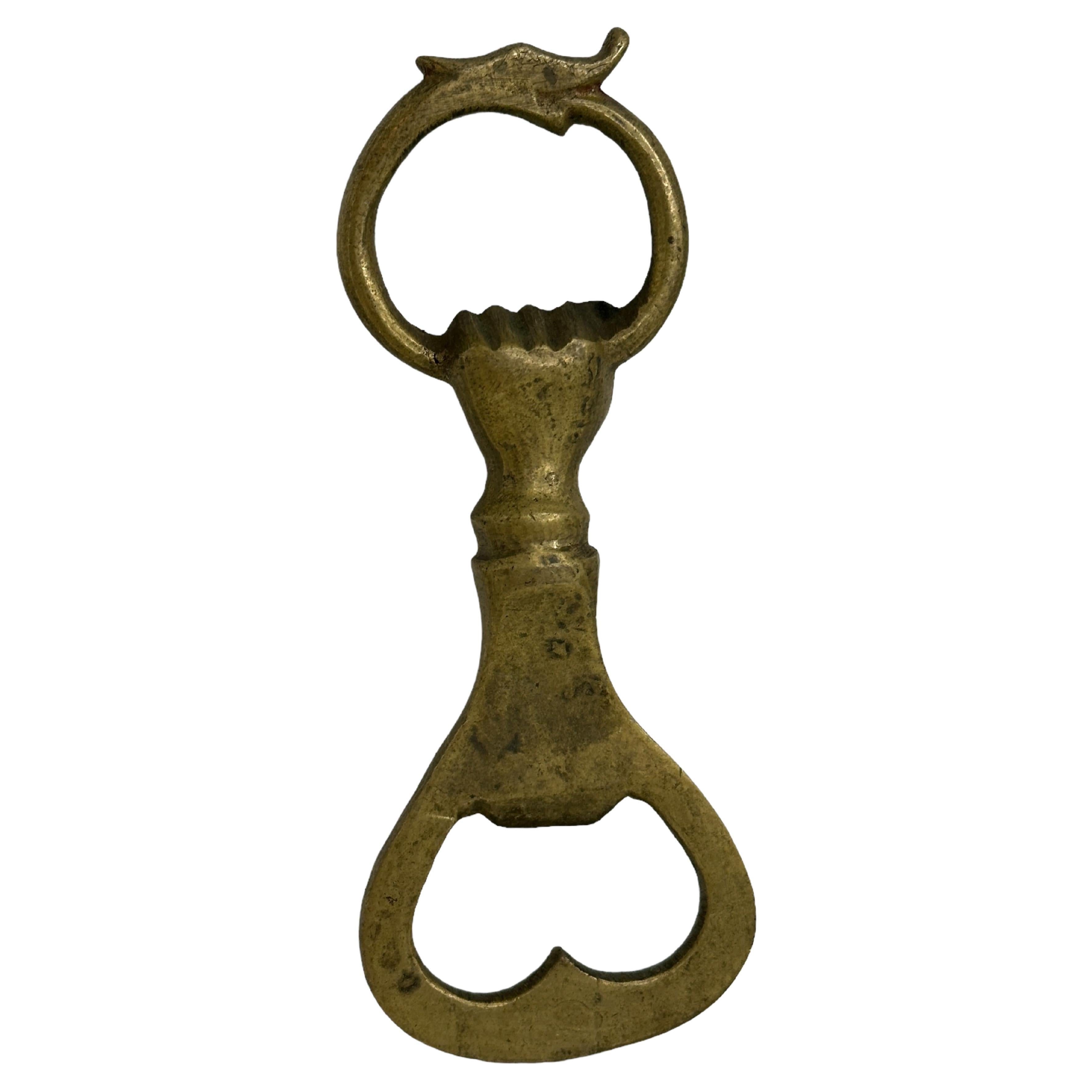 Apribottiglie a mano in bronzo vintage fatto a mano in metallo Breweriana Barware