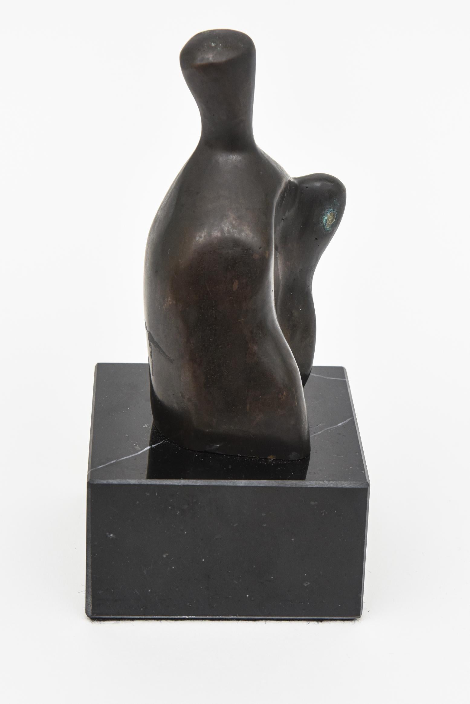 Vintage Bronze Henry Moore Style Abstract Sculpture On Black Veined Marble Base In Good Condition For Sale In North Miami, FL