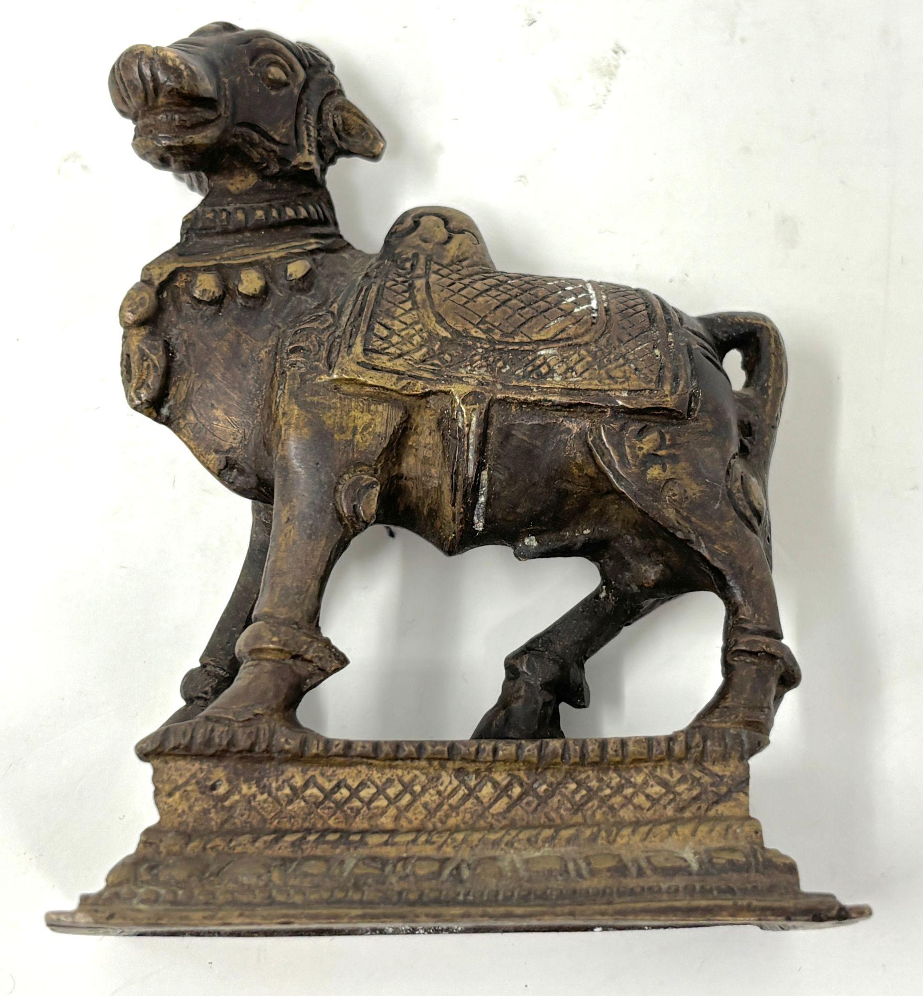 Arte popolare Scultura di mucca 