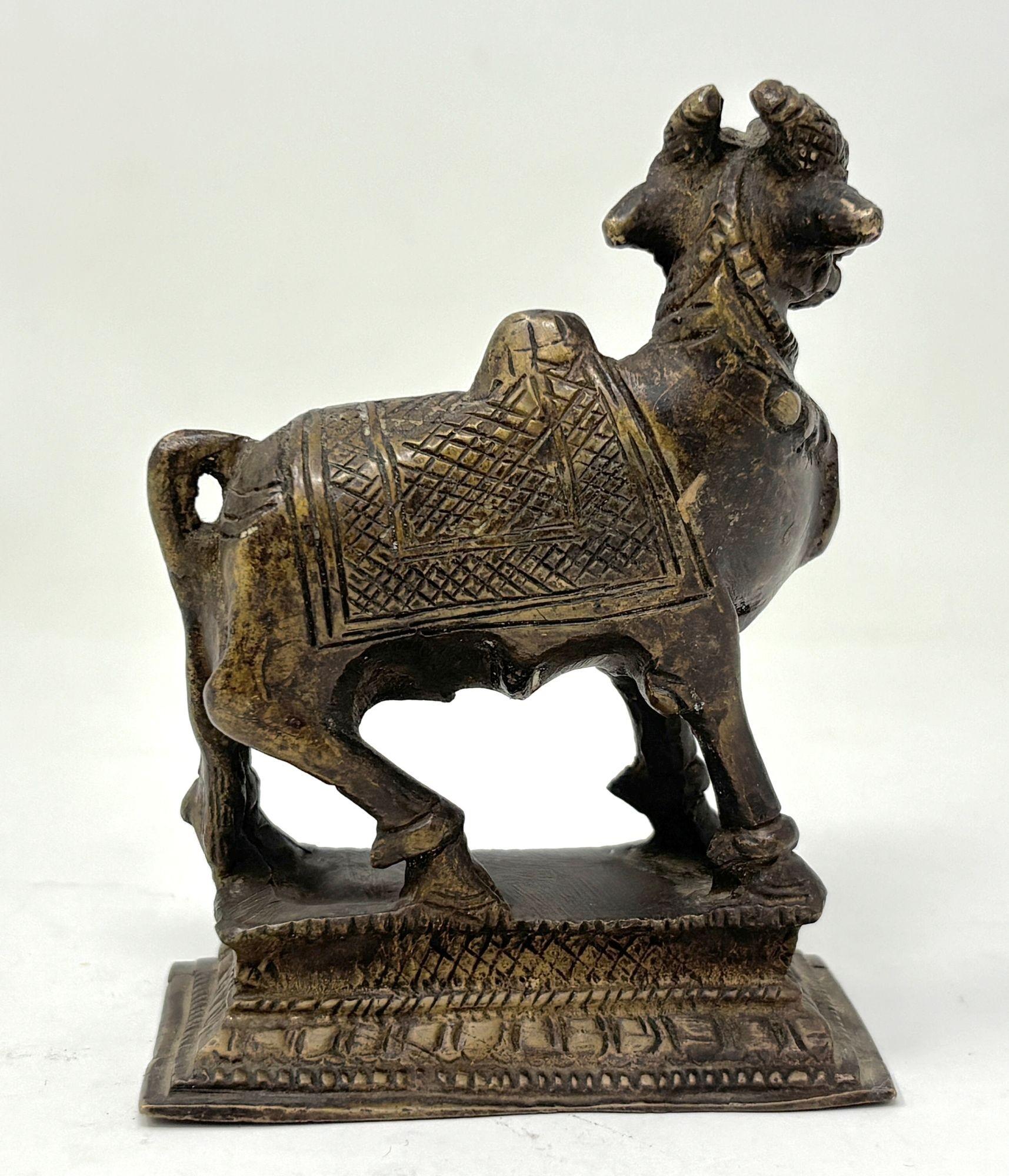 XX secolo Scultura di mucca 