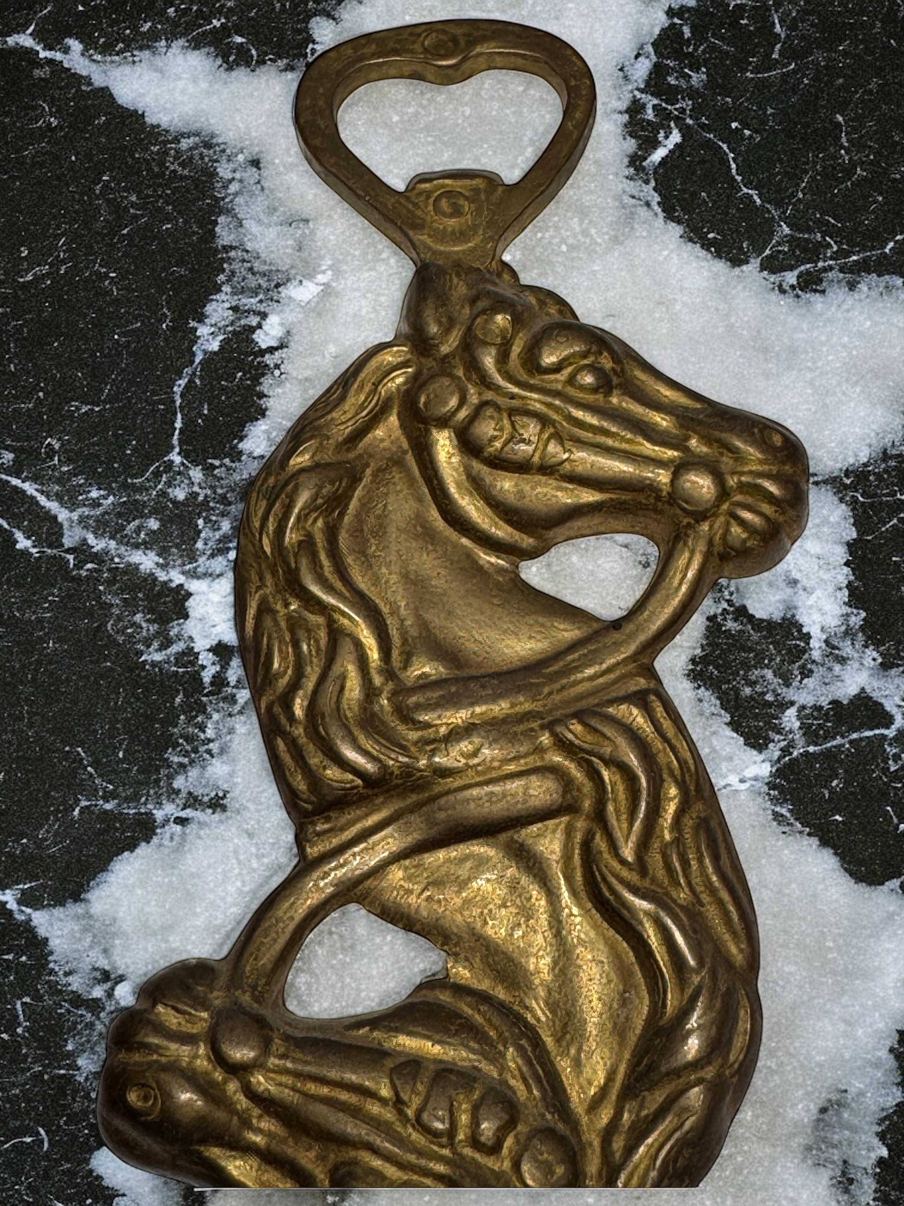 Ouvre-bouteille de bar Breweriana en bronze vintage, moderne du milieu du siècle dernier en vente 3
