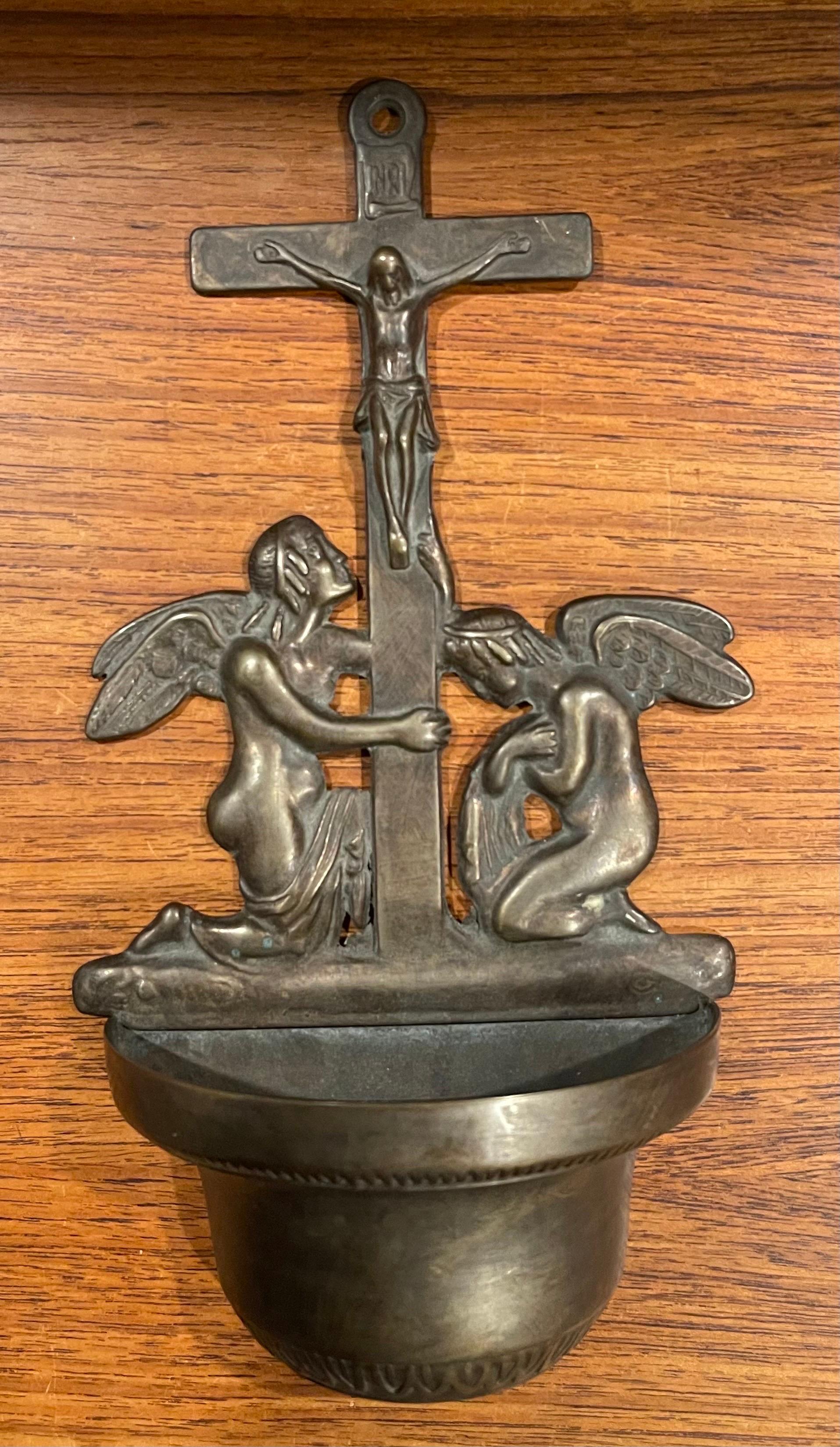 Vintage Bronze Italian Holy Water Bowl / Dispenser In Good Condition For Sale In San Diego, CA