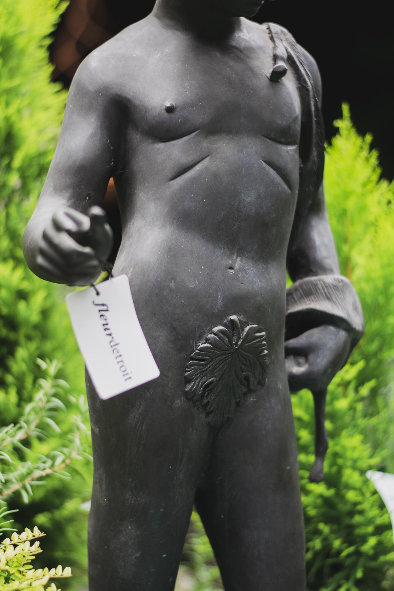 Vintage männliche Bronzefigur auf Marmorsockel, Vintage im Angebot 4
