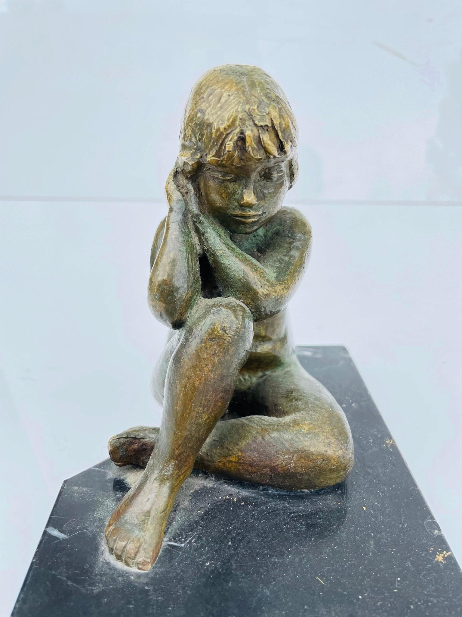 Bronzestatue eines nackten Mädchens im Vintage-Stil (Mexikanisch) im Angebot