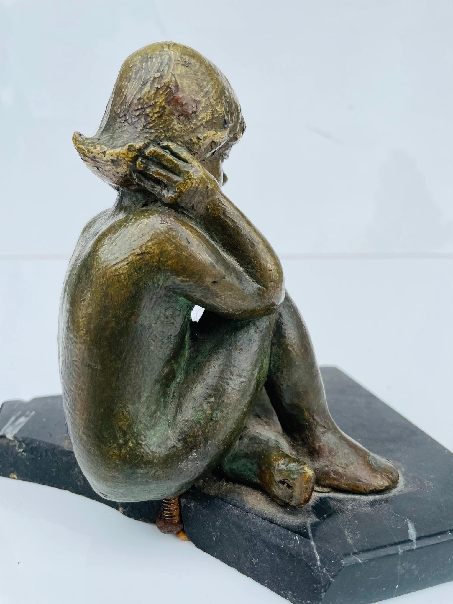 Bronzestatue eines nackten Mädchens im Vintage-Stil im Zustand „Gut“ im Angebot in Los Angeles, CA