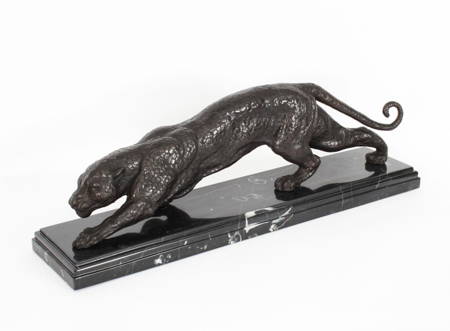 Vintage Bronze Panther Sculpture on a Marble Base 20th Century For Sale 10