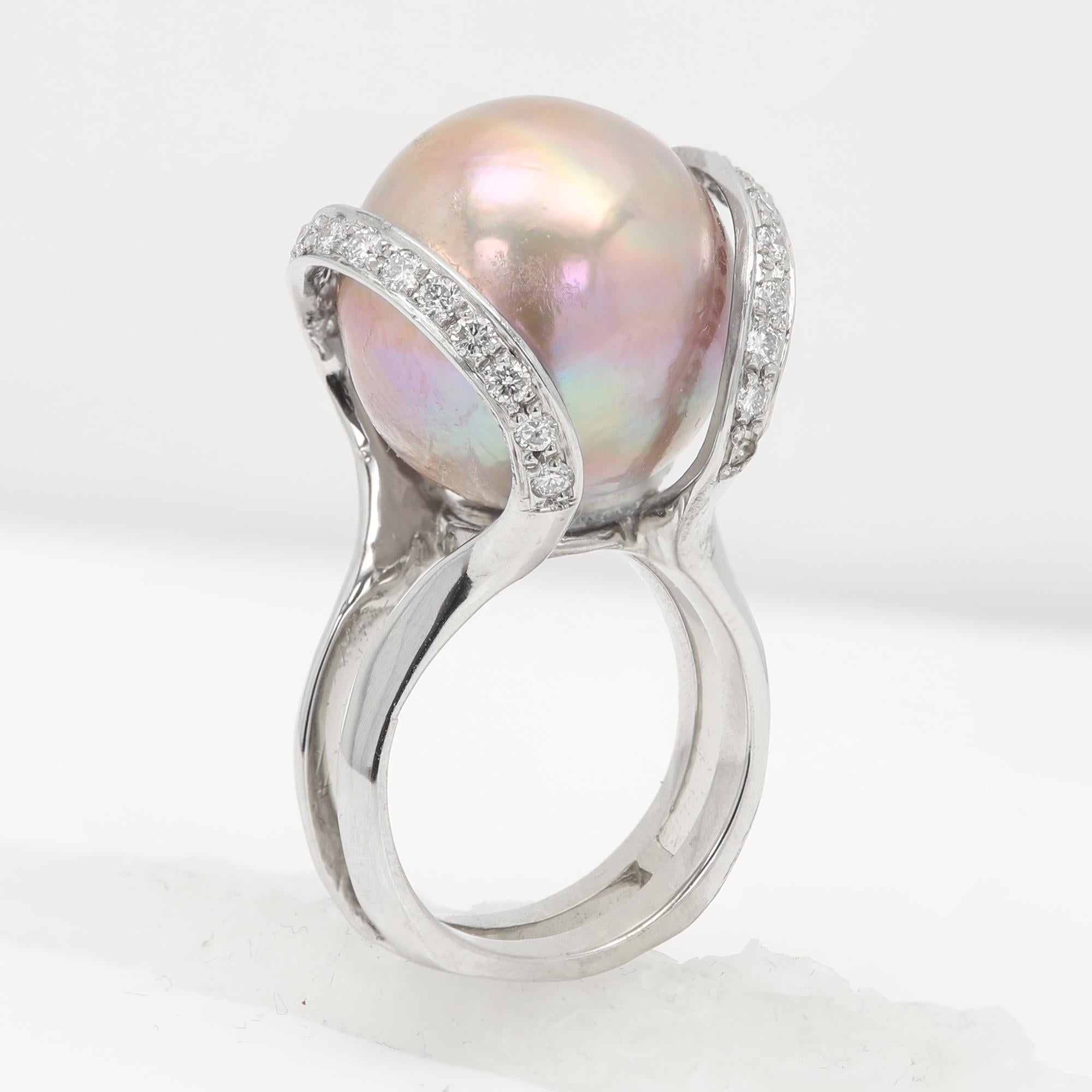 Anello di bronzo d'epoca con perle naturali del mare del Sud, solido, 14 carati e diamanti in vendita 7