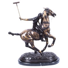 Sculpture vintage de joueur de polo en bronze représentant un cheval qui joue au galet, XXe siècle