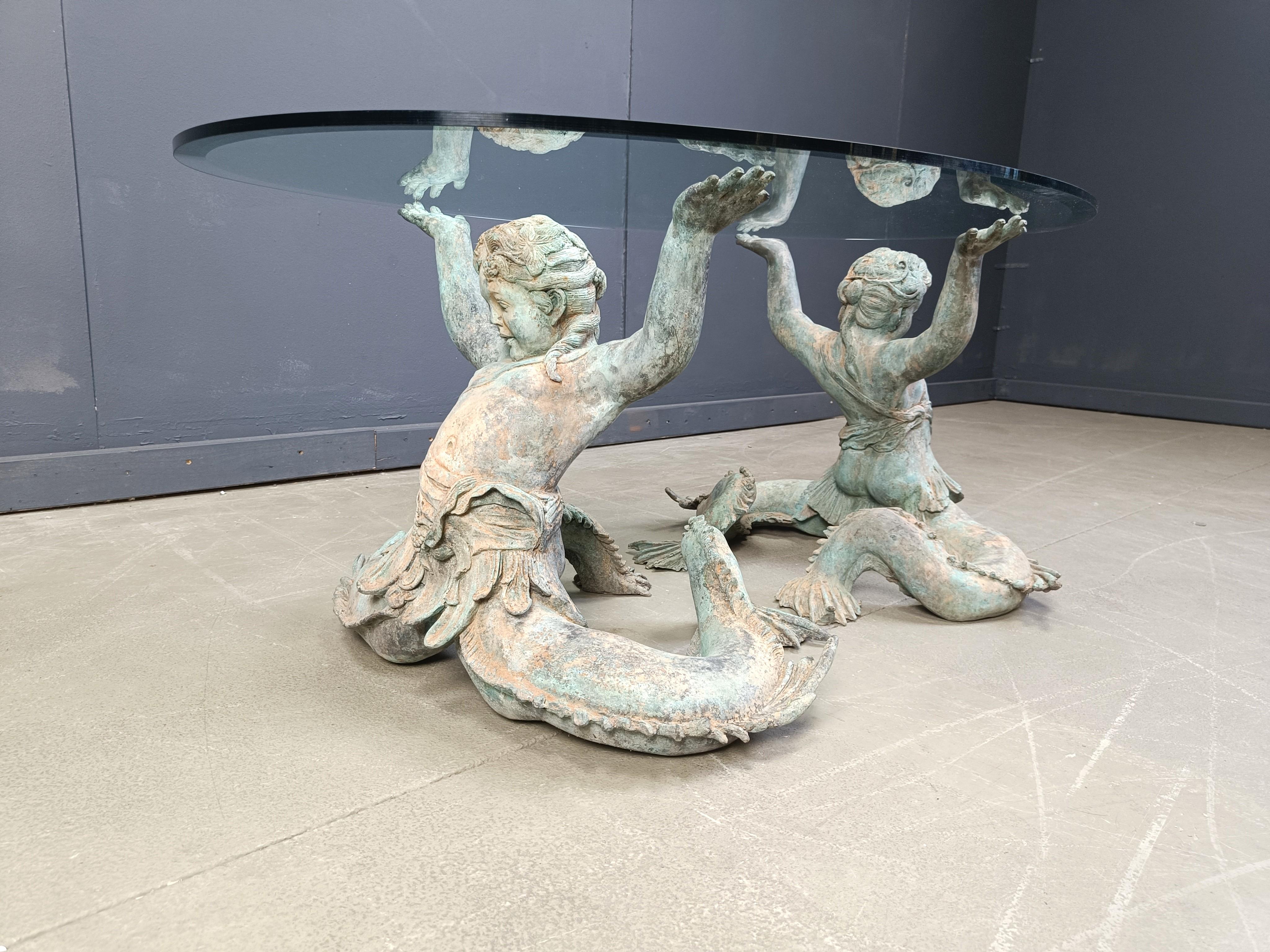 Vintage Bronze Putti Mermen coffee table, 1960s In Good Condition For Sale In Leuven, Vlaams Gewest