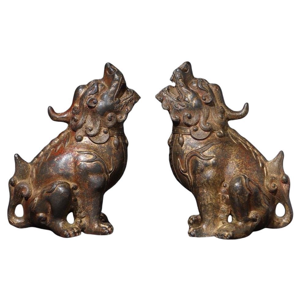 Vintage Bronze Roaring Beasts Statuen Paar