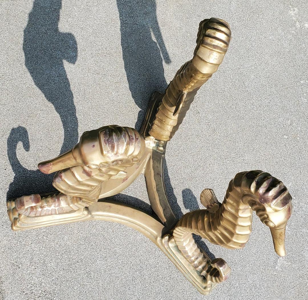Table basse sculptée en bronze vintage avec plateau en verre d'origine en vente 9