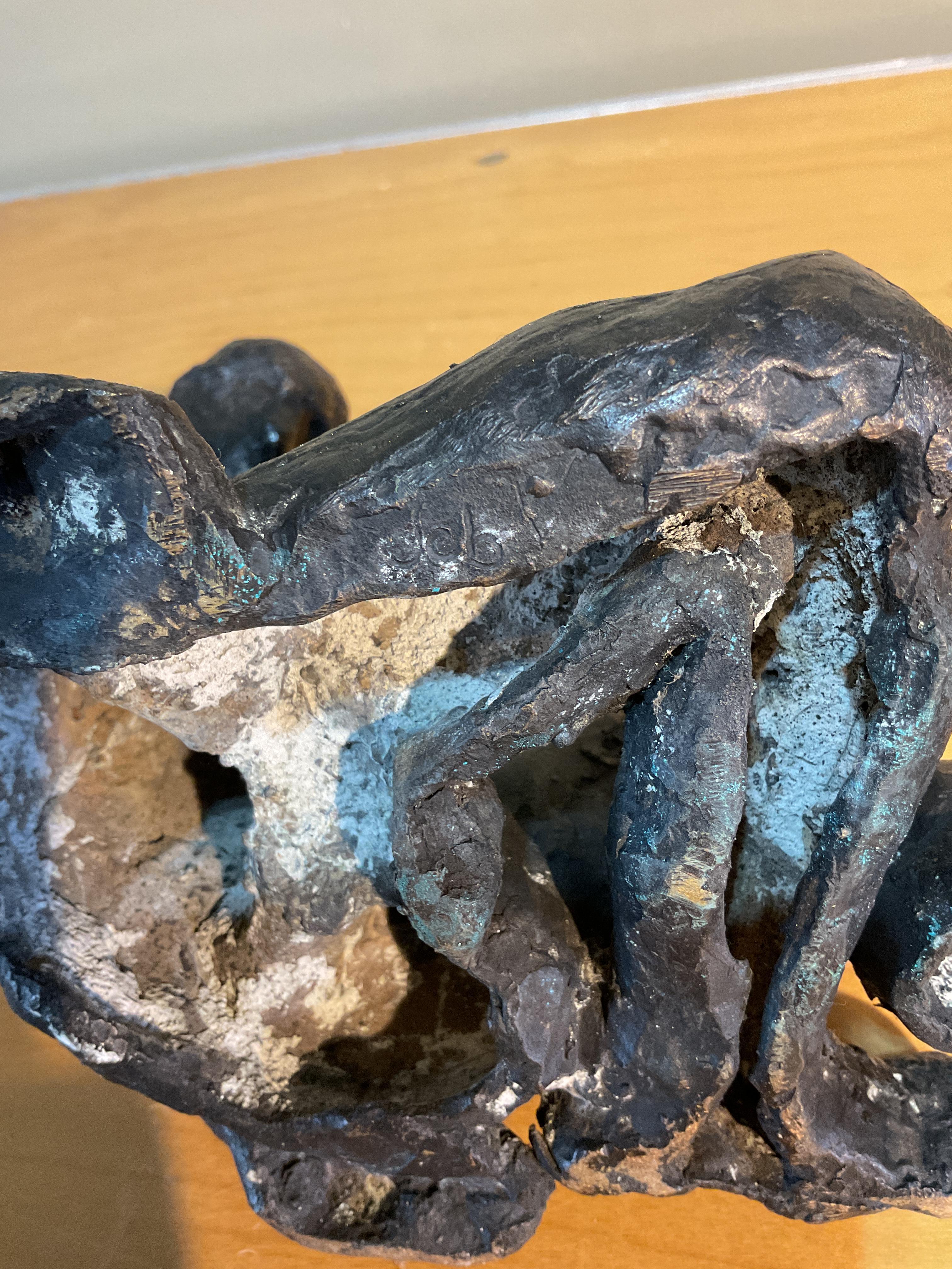 Vintage Bronze Signed Figurative Sculpture in vendita 4