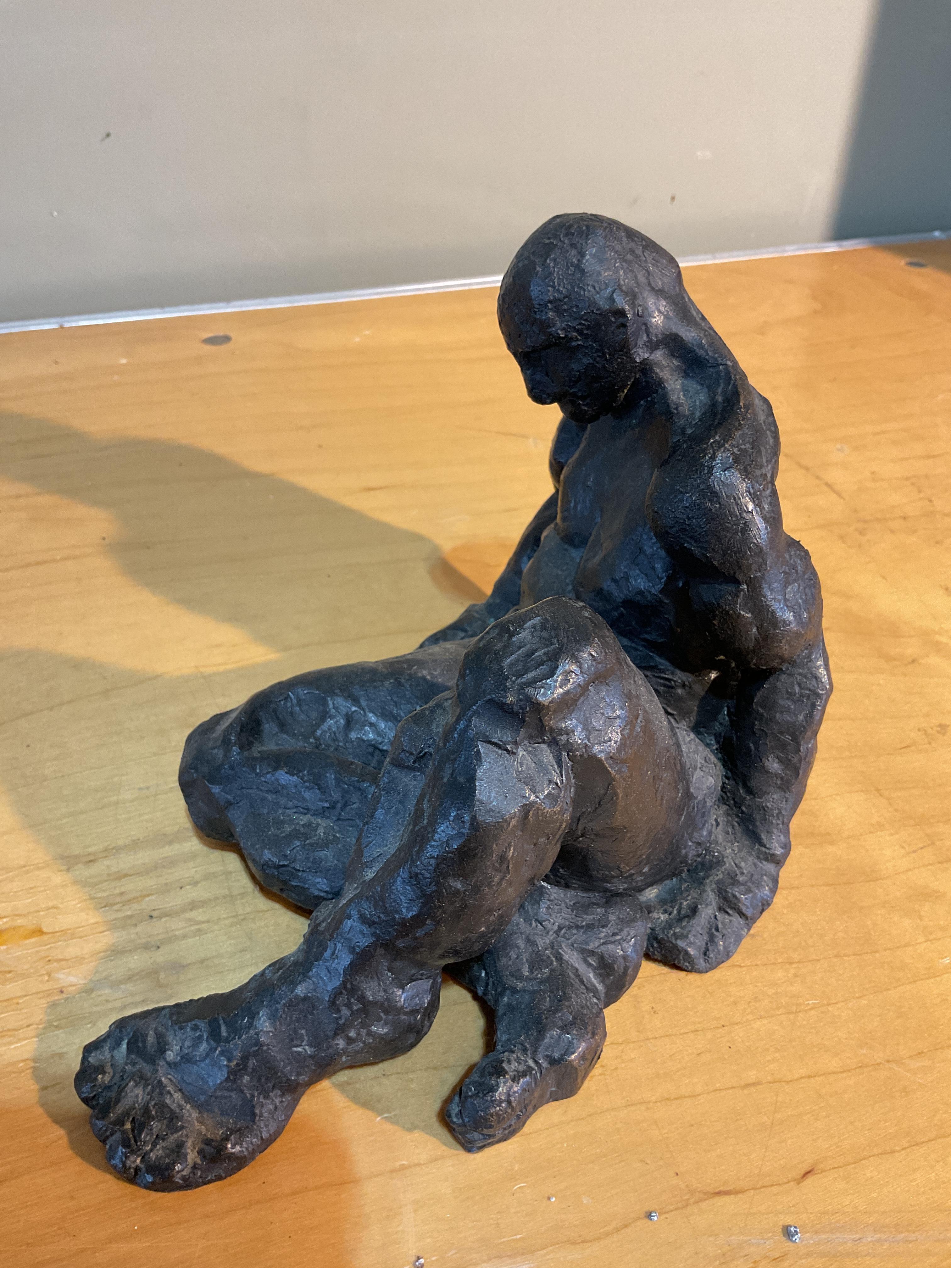 XX secolo Vintage Bronze Signed Figurative Sculpture in vendita