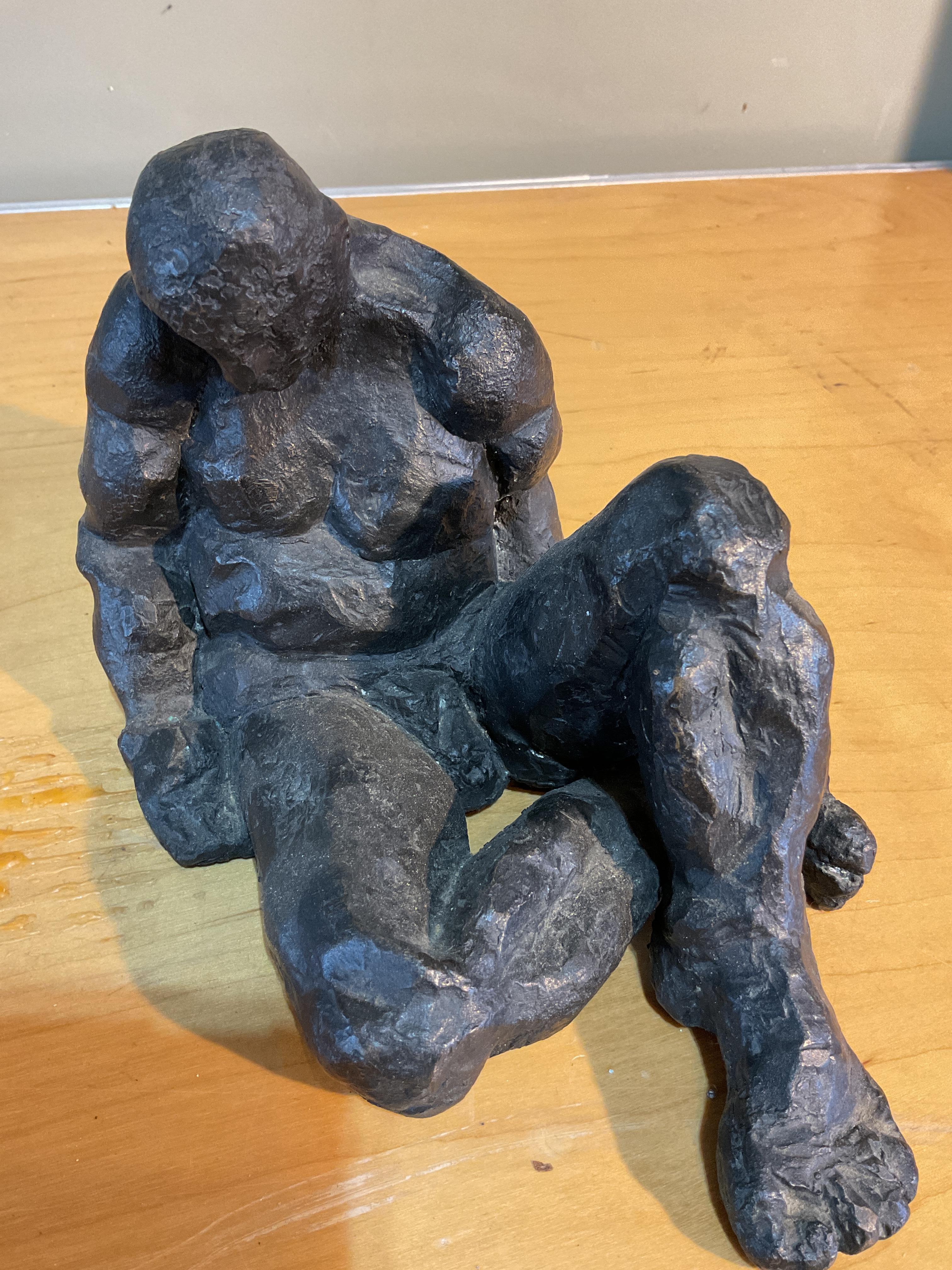 Vintage Bronze Signed Figurative Sculpture in vendita 2
