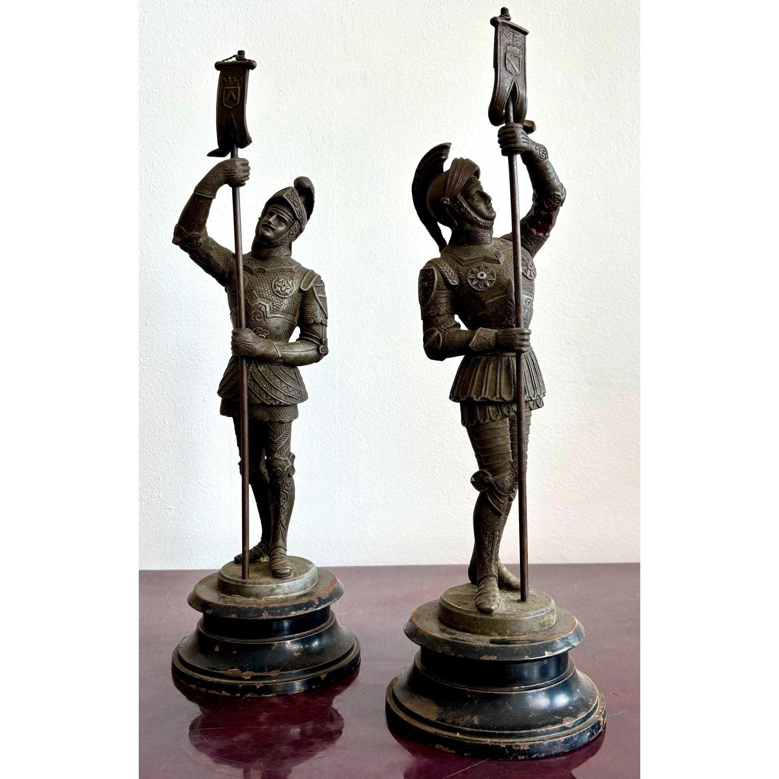 Americano Statua di bronzo vintage di Soilder - Set di 2 in vendita