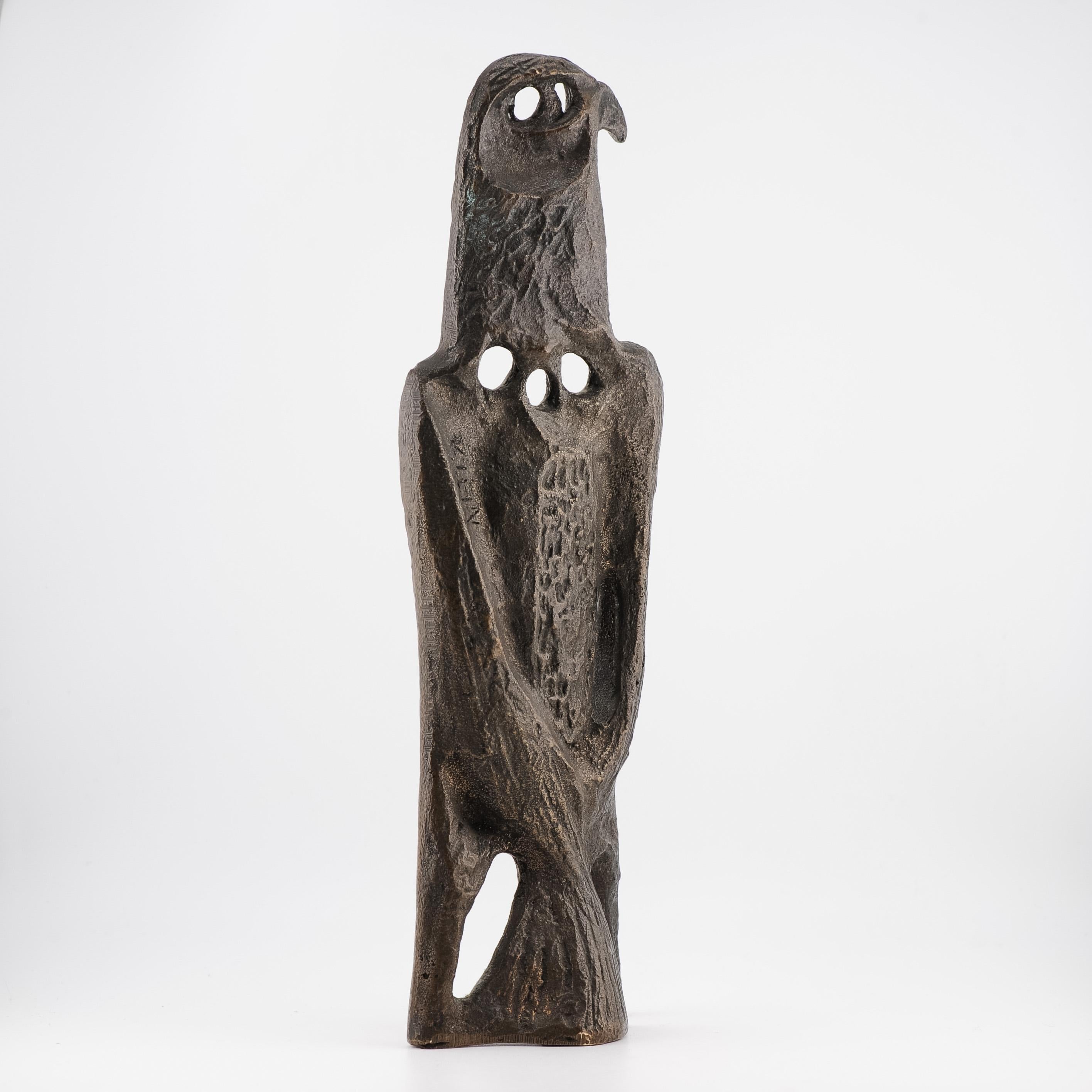 Vintage Bronze Statue of a Stylized Falcon / Bird. Dutch Design 1950's For Sale 7