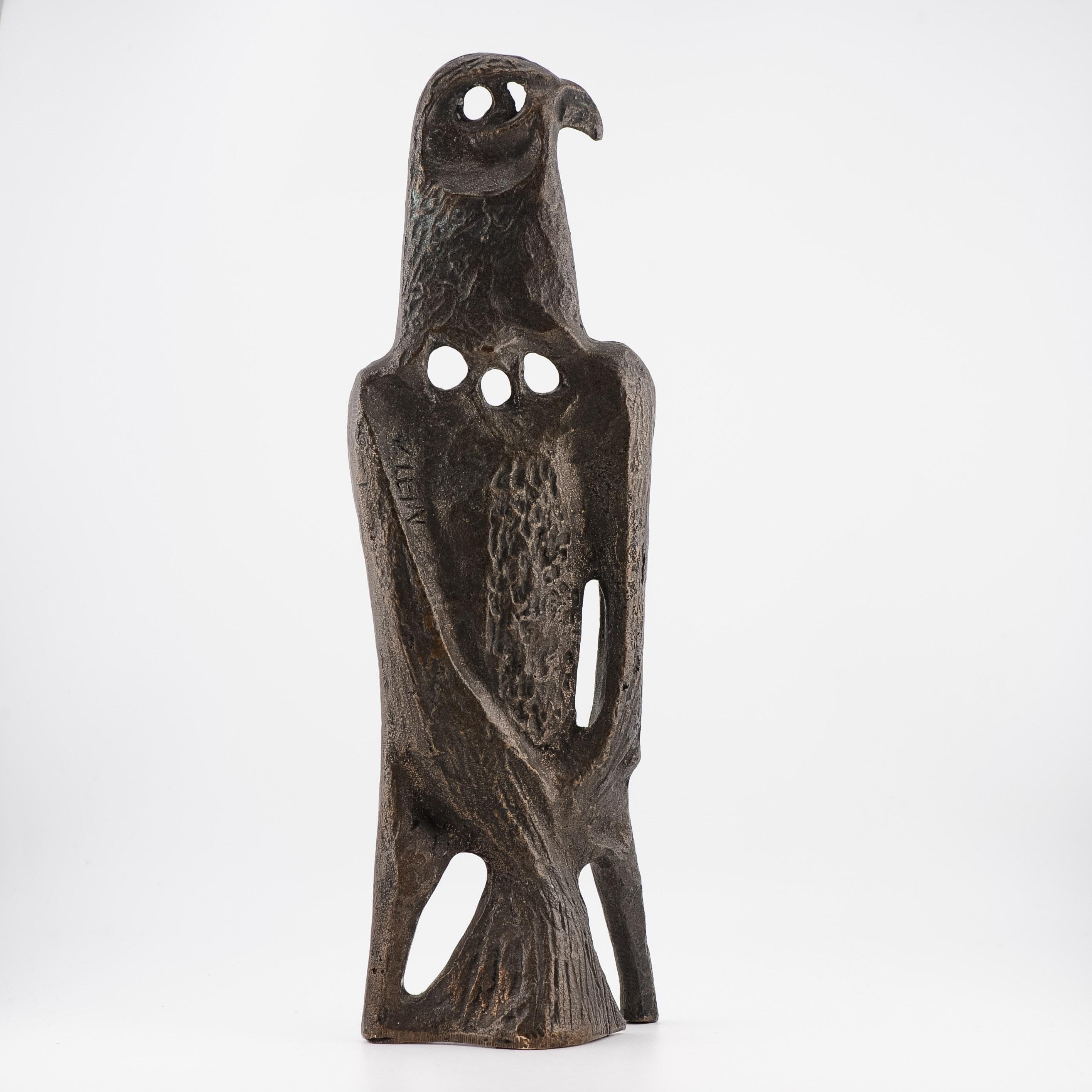 Vintage Bronze Statue of a Stylized Falcon / Bird. Dutch Design 1950's For Sale 8