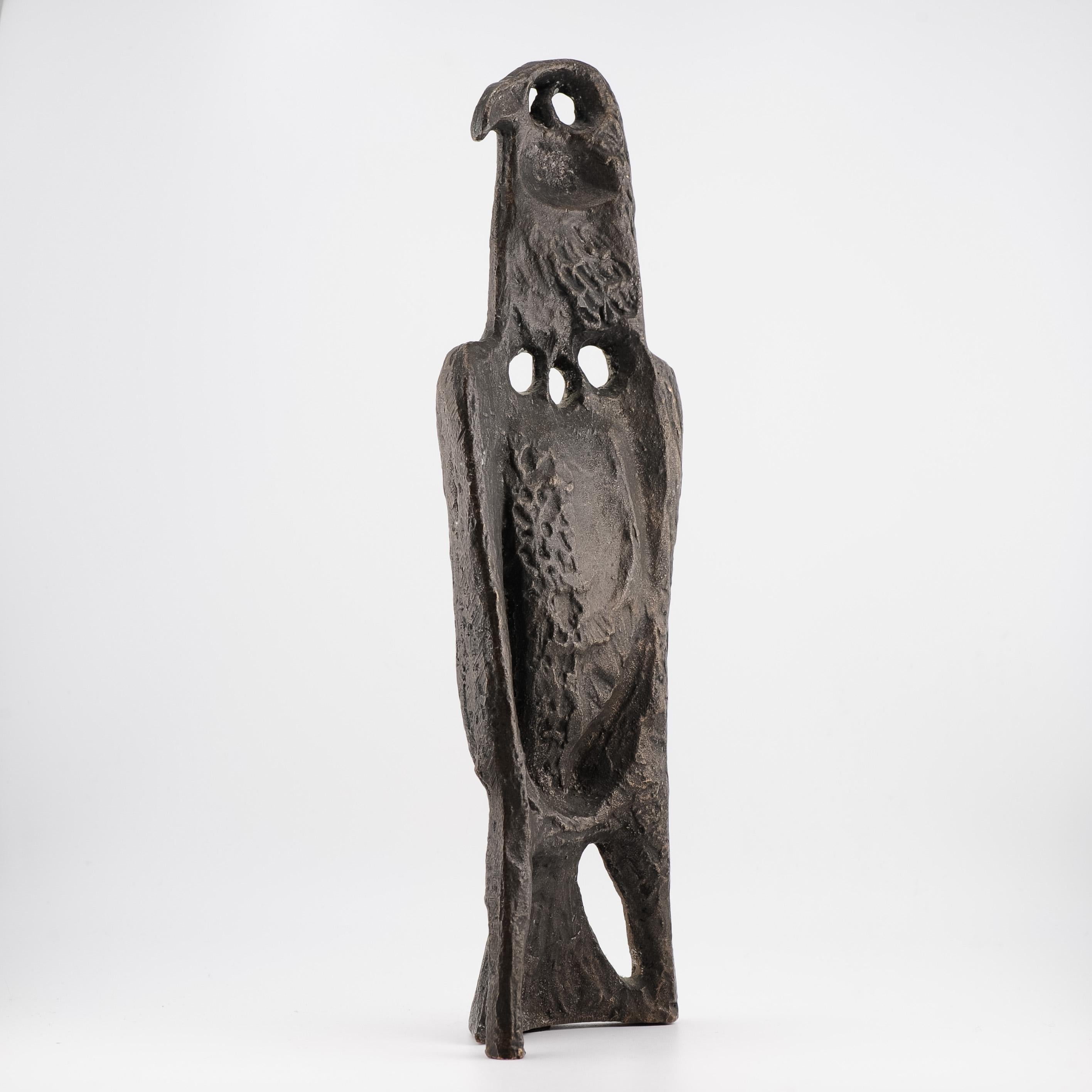 Vintage Bronze Statue of a Stylized Falcon / Bird. Dutch Design 1950's For Sale 1