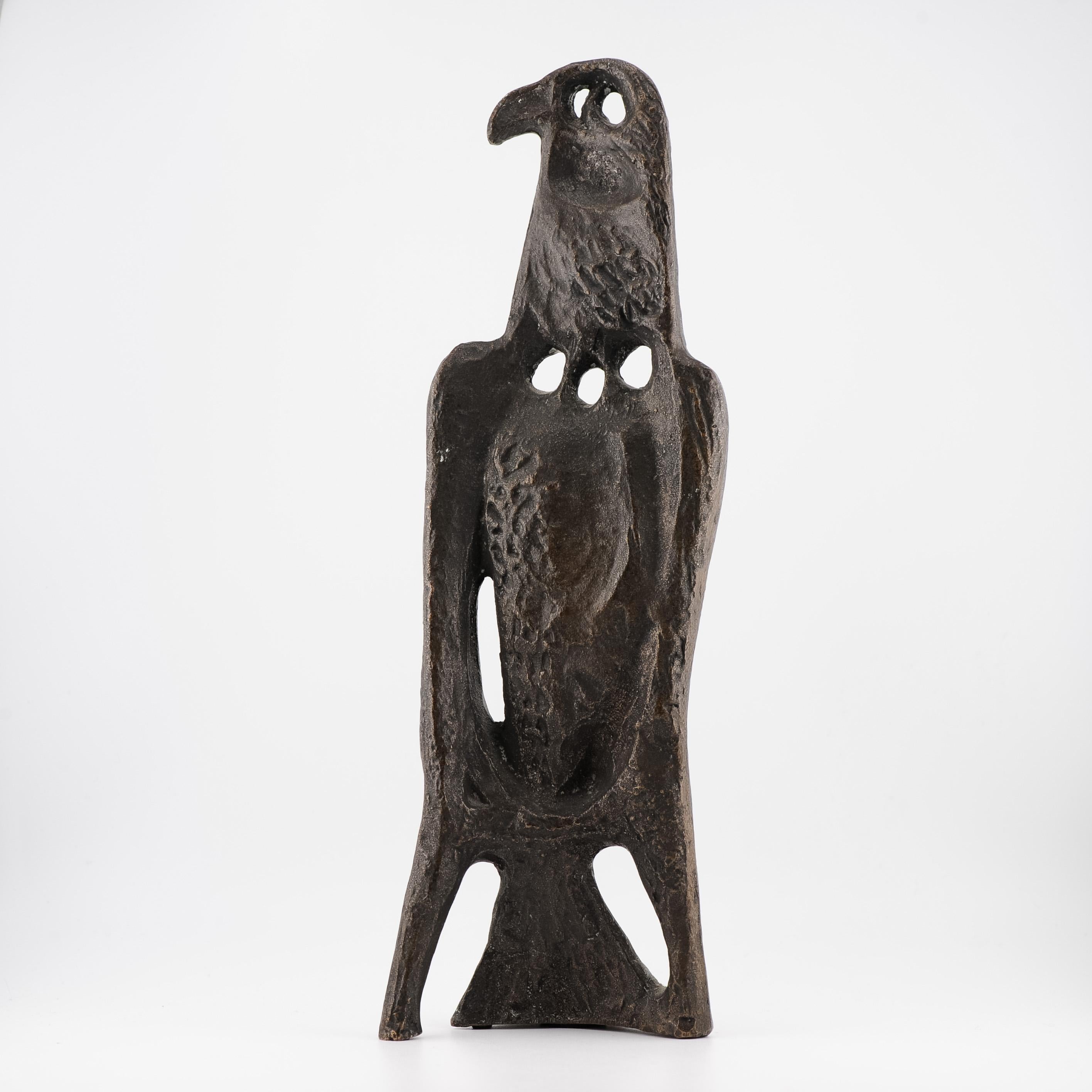 Vintage Bronze Statue of a Stylized Falcon / Bird. Dutch Design 1950's For Sale 3