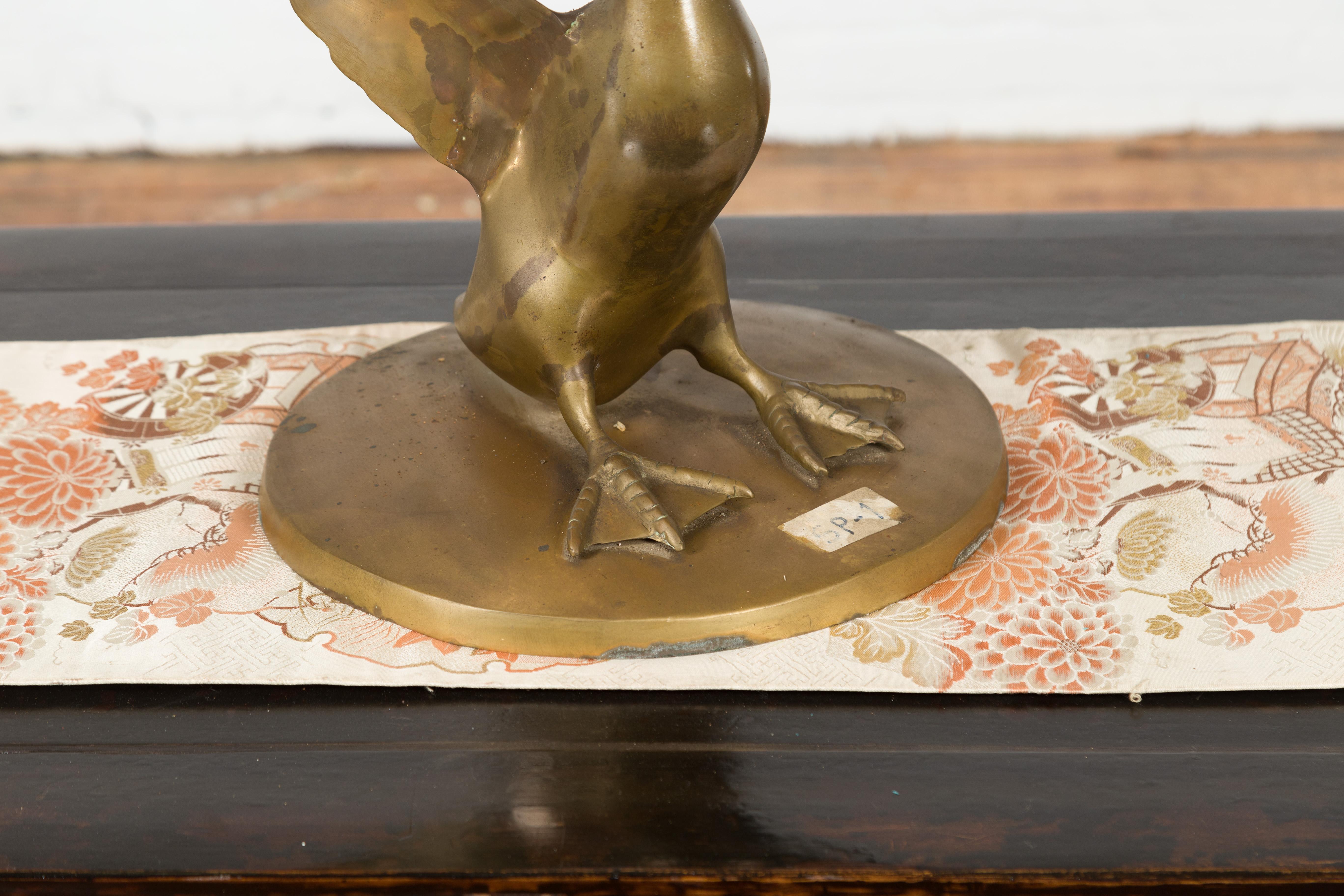 20th Century Vintage Bronze Statue of a Swan Extending its Wings with Golden Patina For Sale