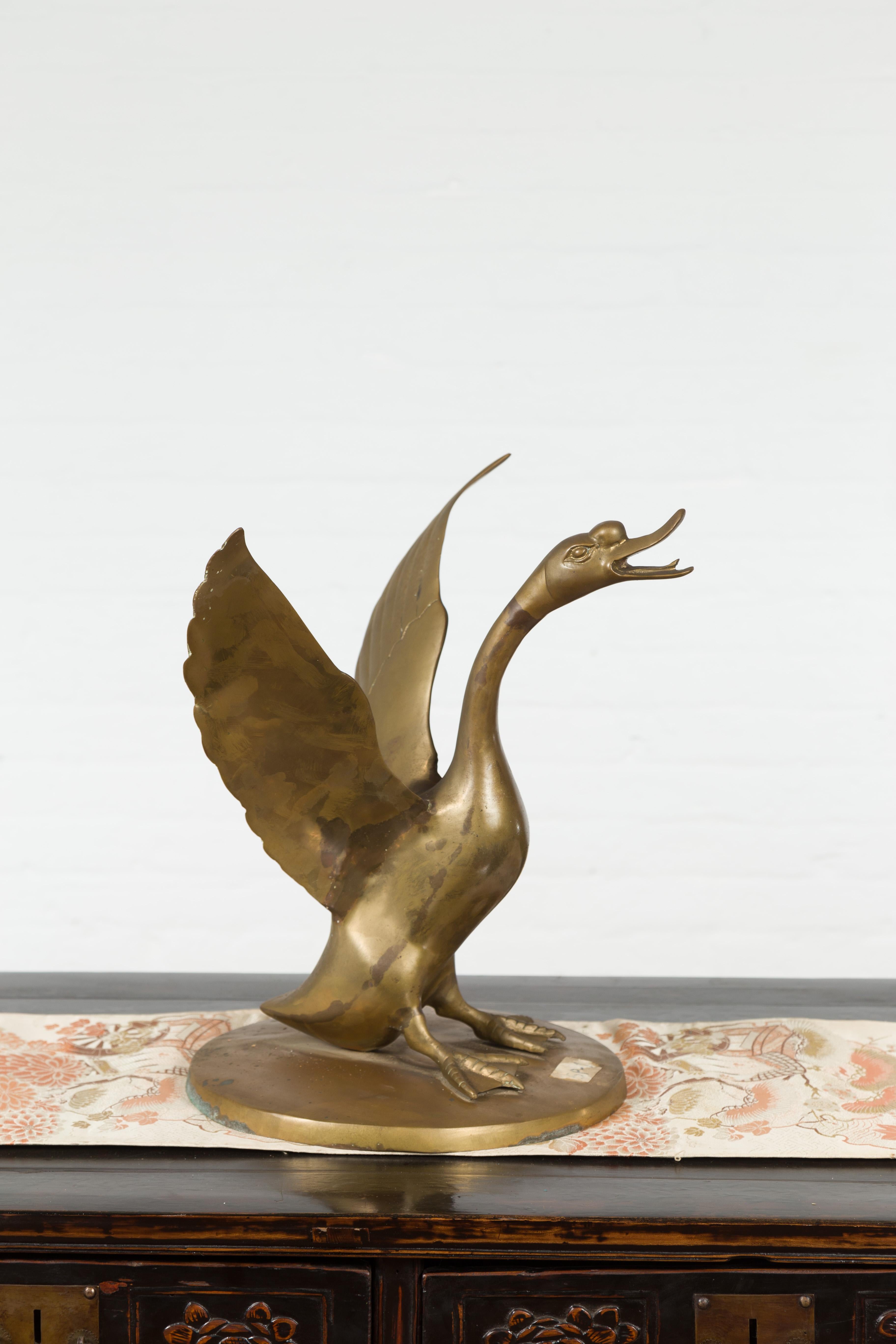 Vintage Bronze Statue of a Swan Extending its Wings with Golden Patina For Sale 1