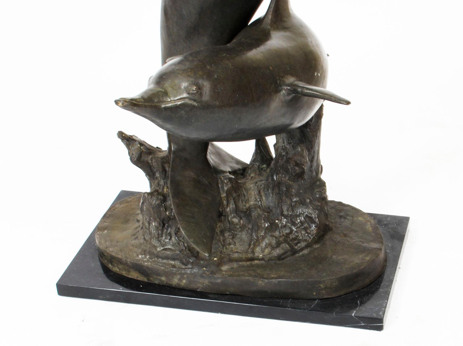Vintage Bronze Statue of Dolphins Riding the Waves, Late 20th Century For Sale 4