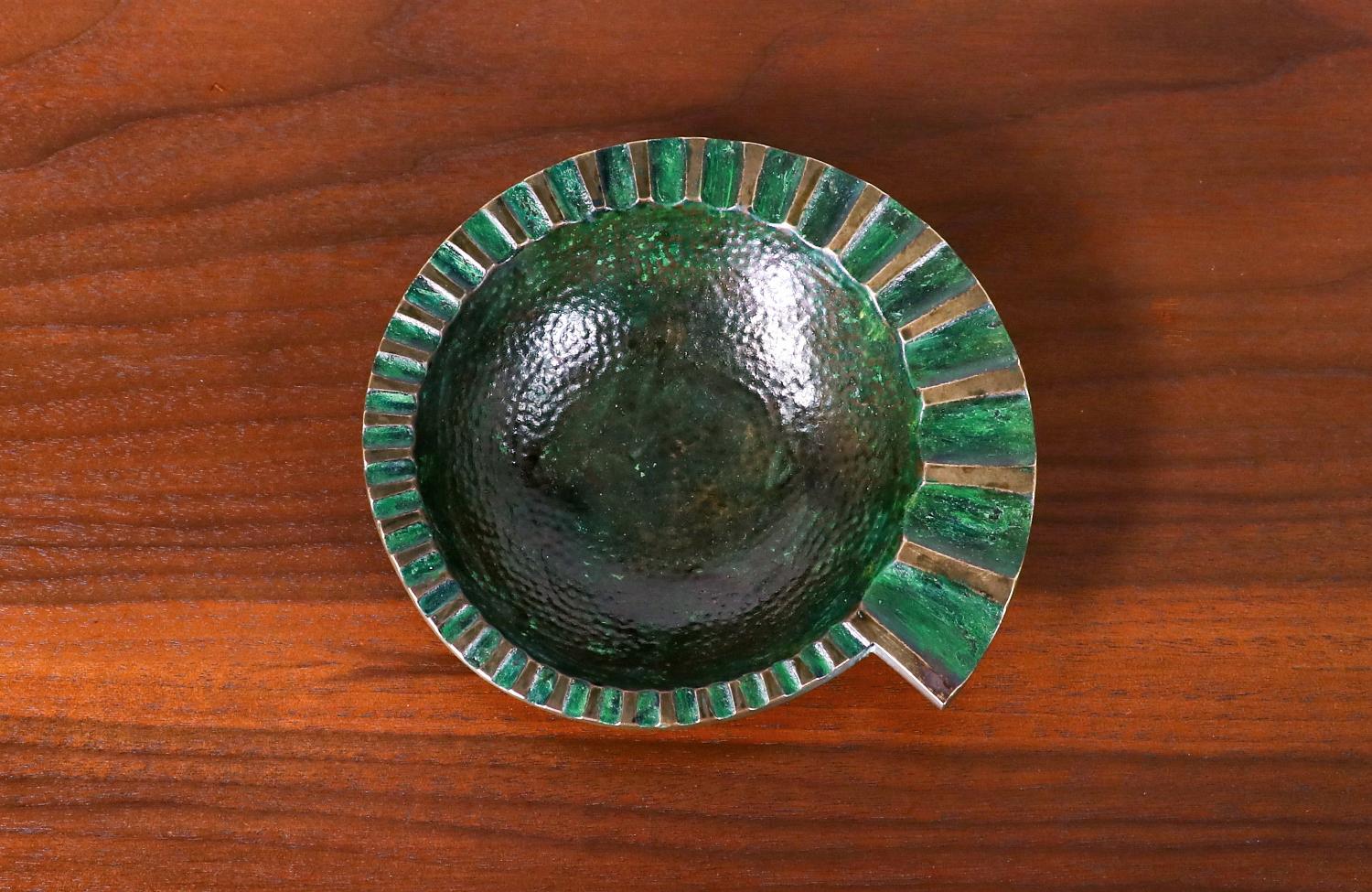 Bronzeschale mit Wirbel von Dayagi (Israelisch) im Angebot