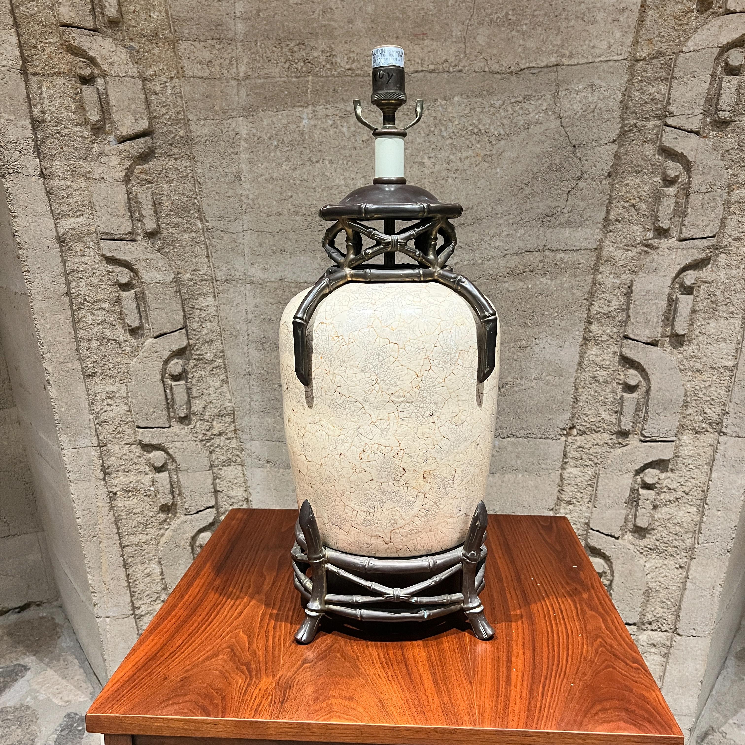 Bronze Table Lamp Egg Shell finish
25 h to socket x 13 diameter
Preowned vintage. No shade is included
Refer to images