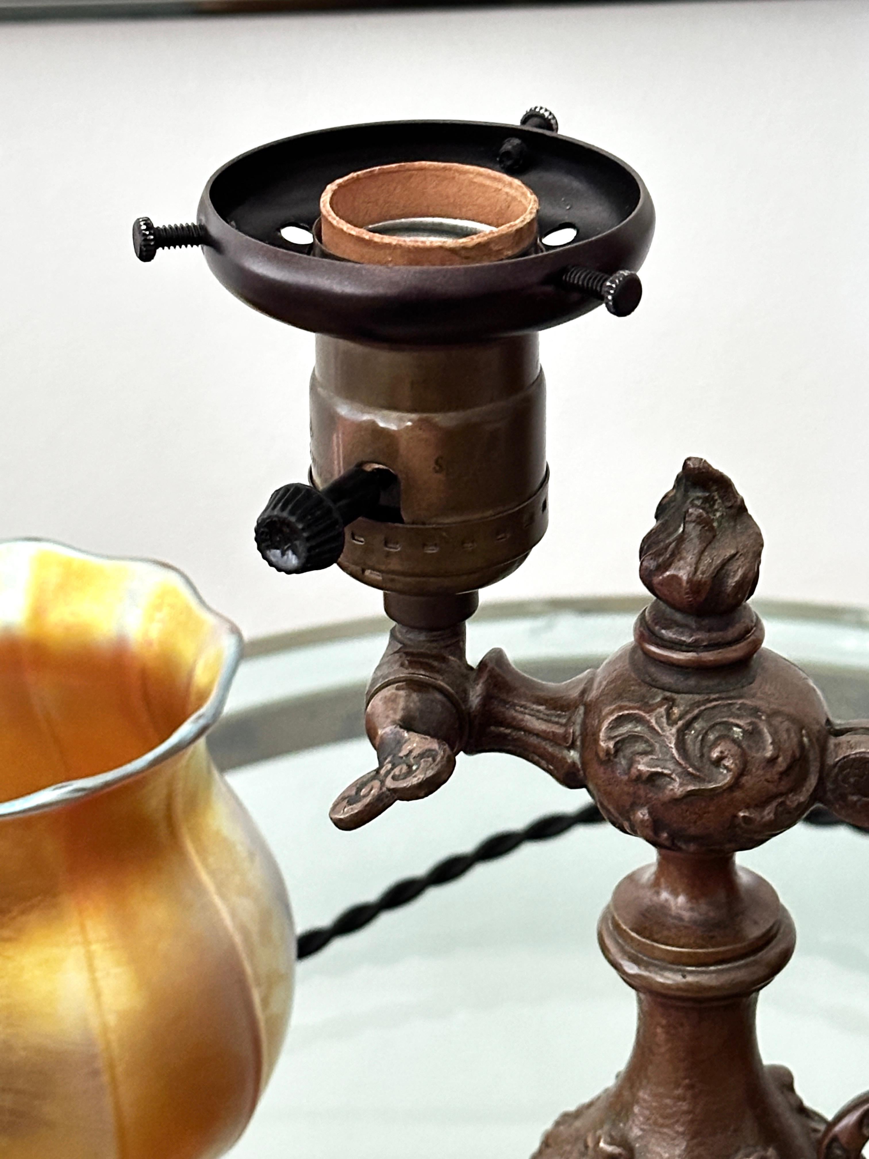 Vintage Bronze Tiffany Style Table / Wall Lamp With Steuben Shade For Sale 3