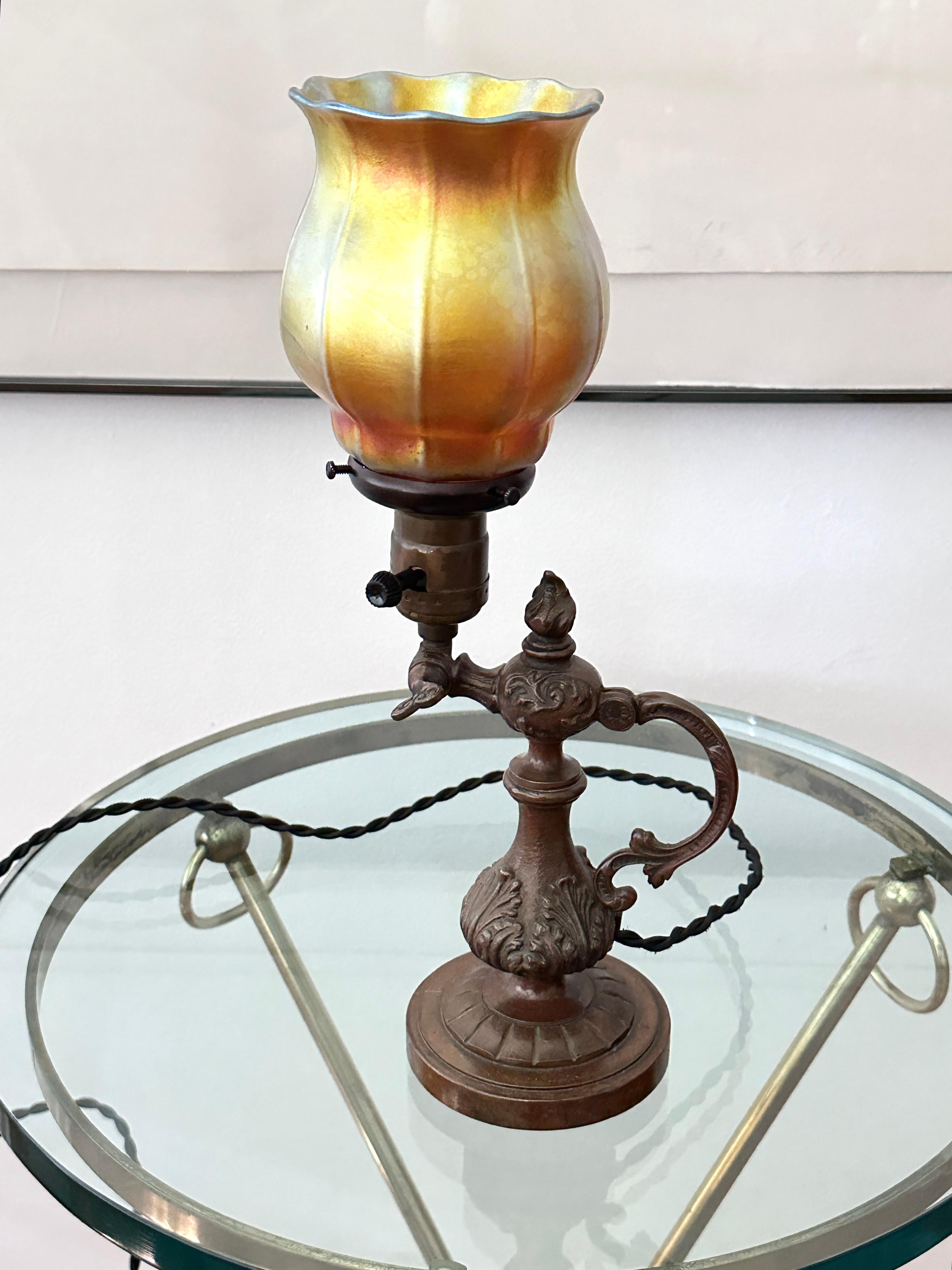 Vintage Bronze Tiffany Style Table / Wall Lamp With Steuben Shade For Sale 1