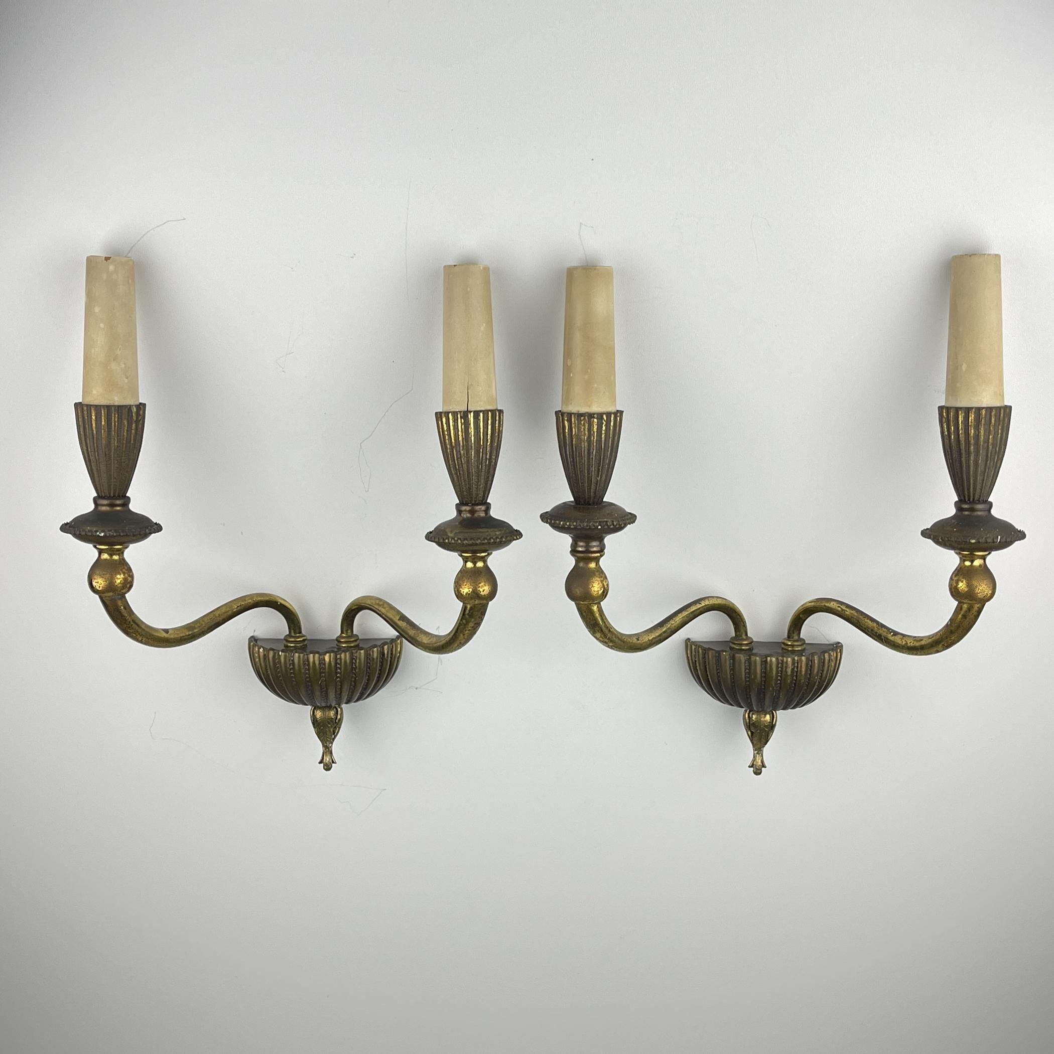 20th Century Vintage bronze wall lamps, Italy 1950s, Set of 2 For Sale