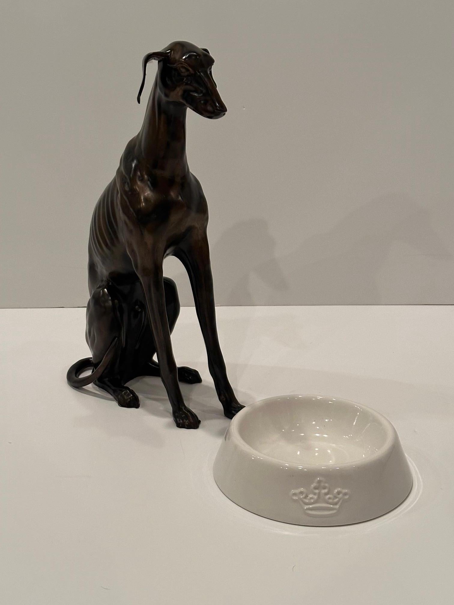 Filippino Scultura di cane Whippet in bronzo vintage in vendita