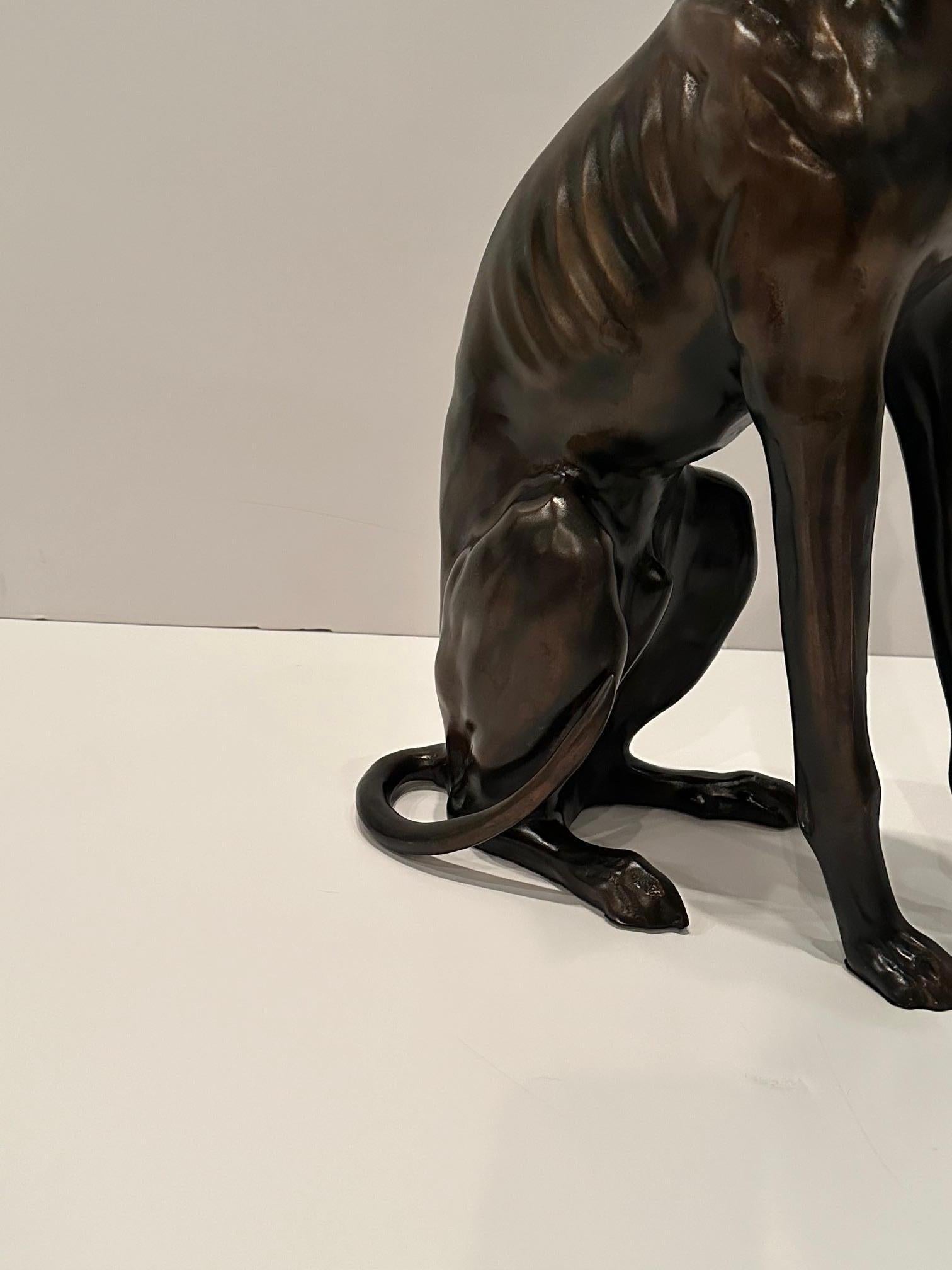 Scultura di cane Whippet in bronzo vintage In condizioni buone in vendita a Hopewell, NJ