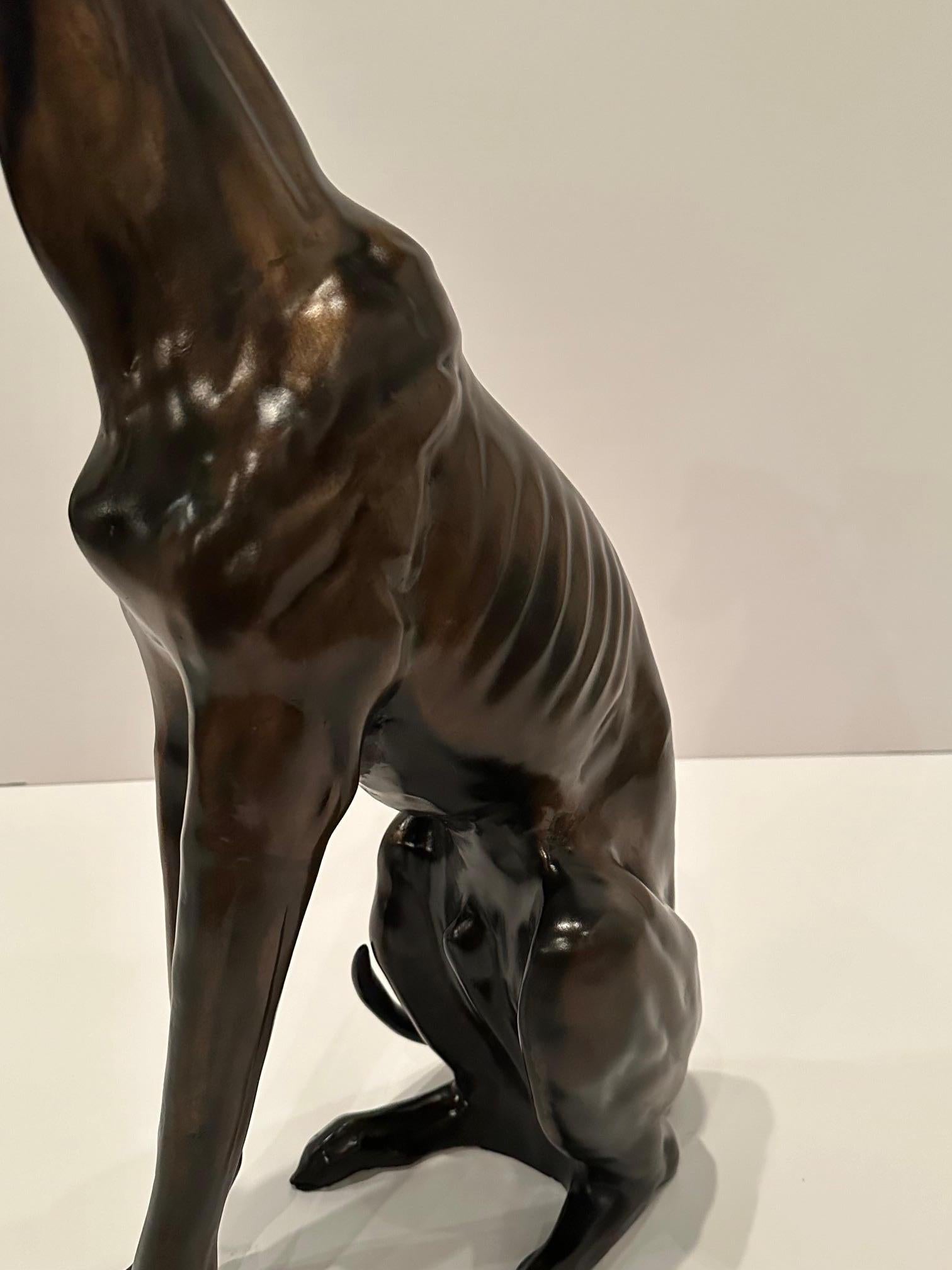 Scultura di cane Whippet in bronzo vintage in vendita 2