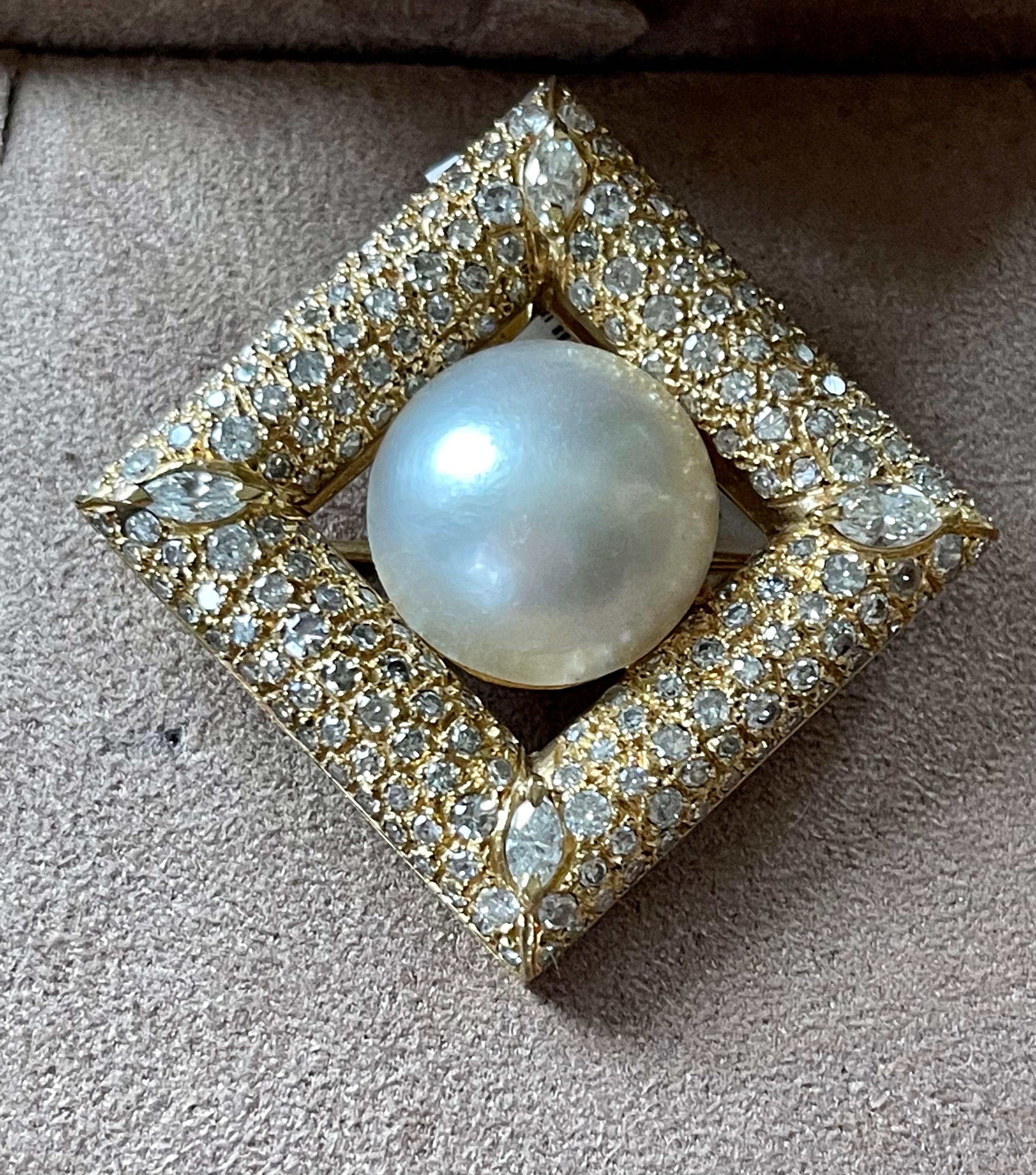 Vintage Brooch 18 K Yellow Gold Diamonds Mabe Pearl For Sale 3