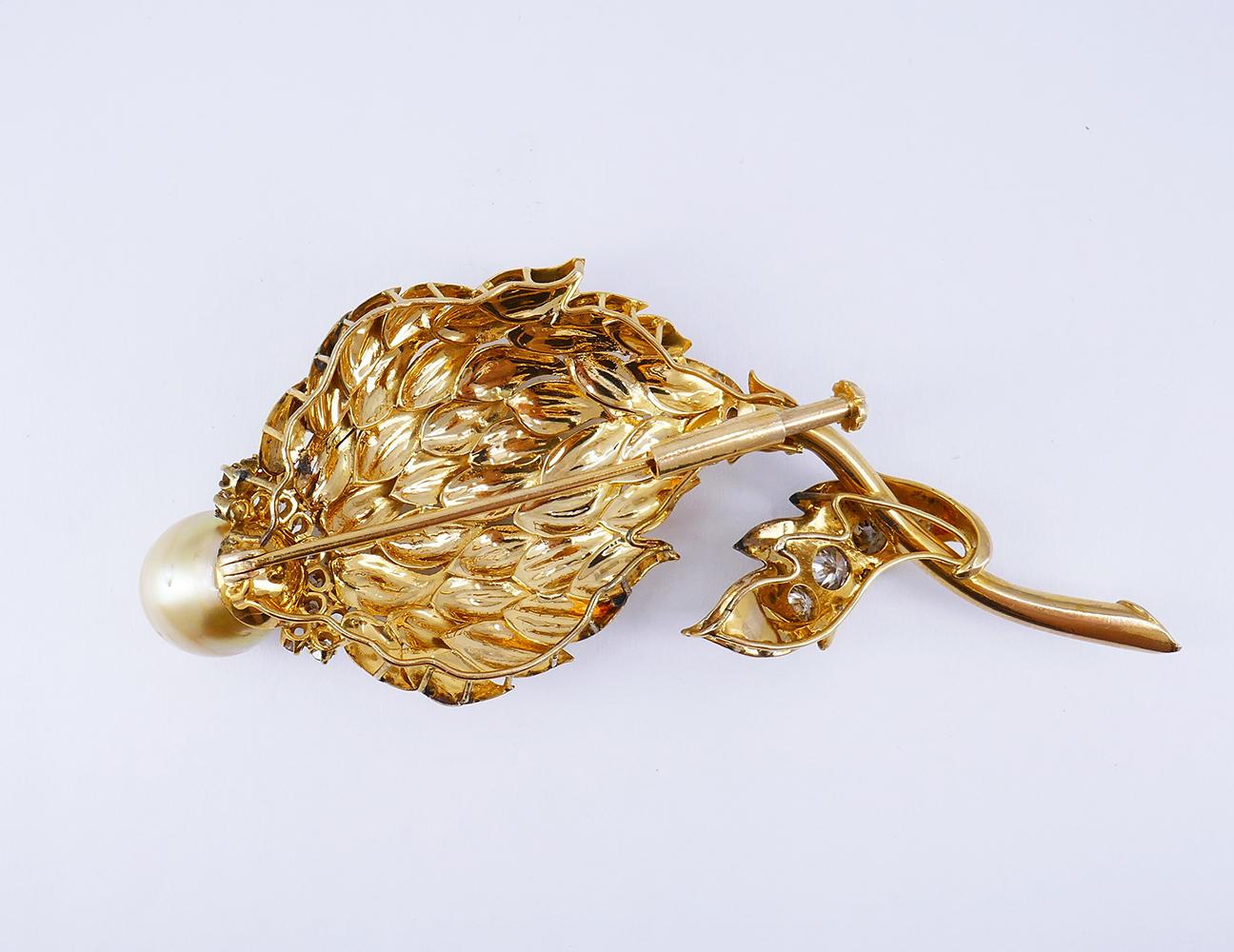 vintage gold brooches
