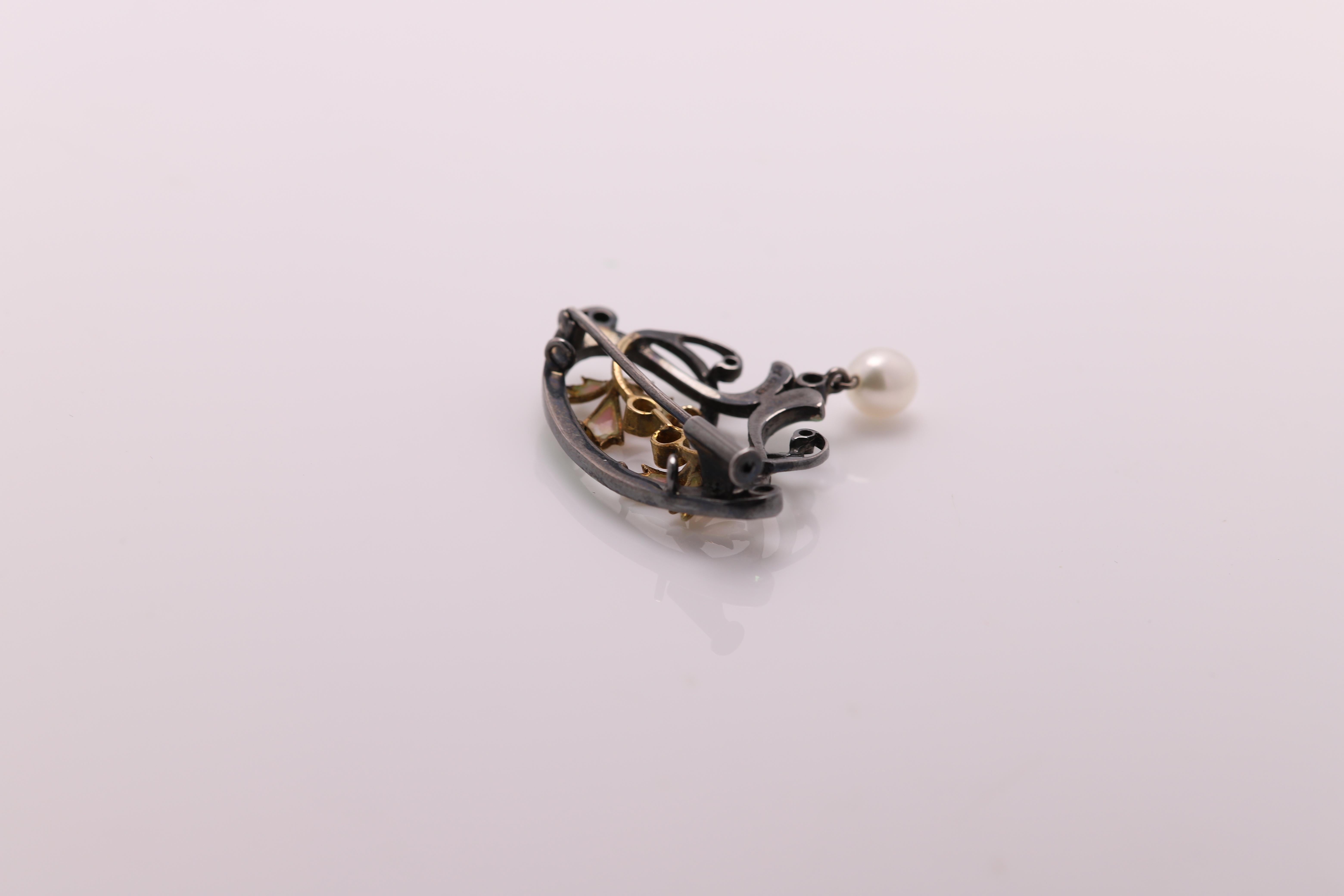 Vintage Brooch Pin Nouveau 1910 Enamel Necklace Sterling Silver and 18 Karat In New Condition For Sale In Brooklyn, NY