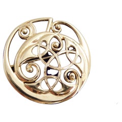 Vintage Brooch with Celtic Knot Style Design in Yellow Gold