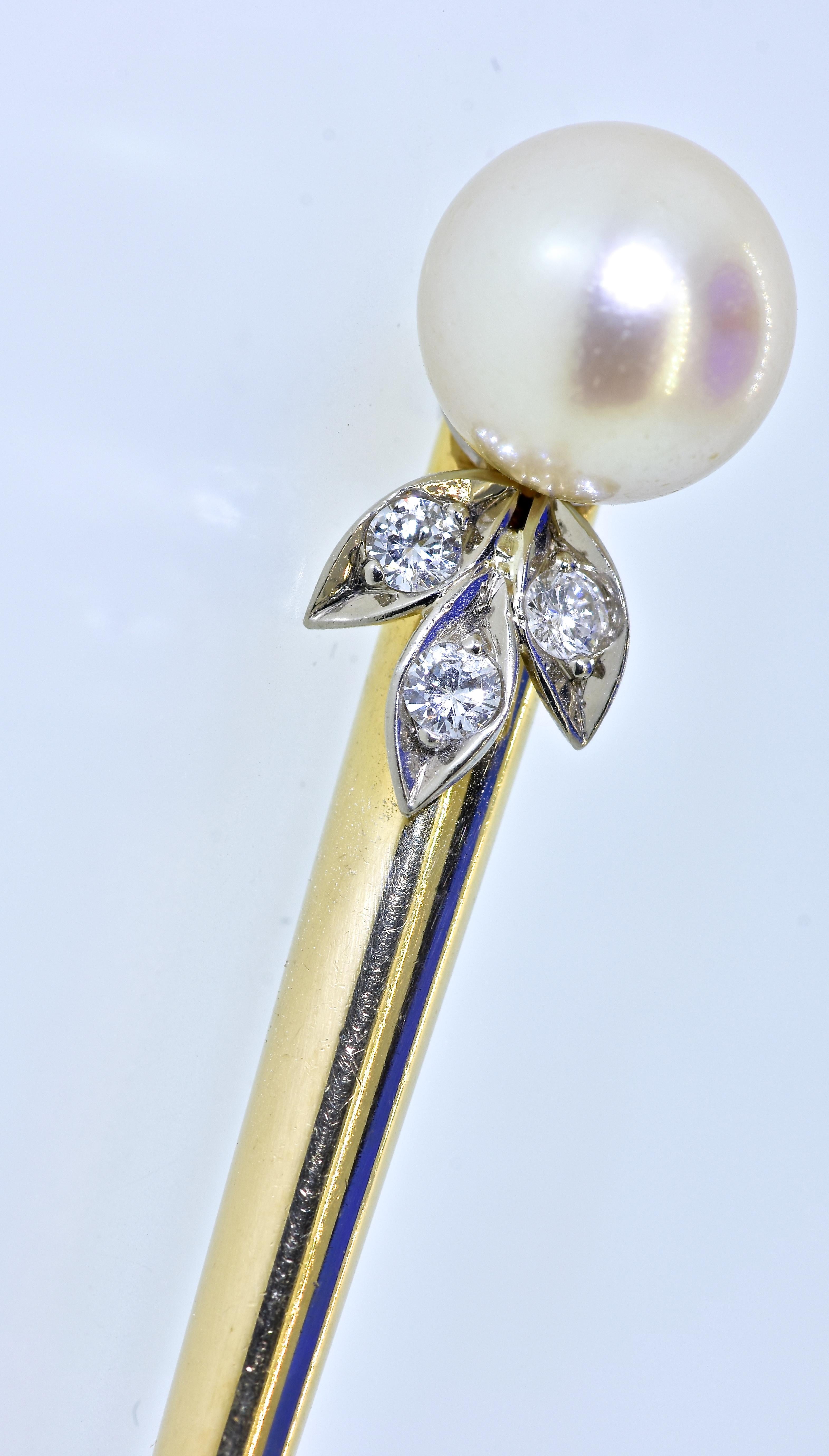 Brosche im Vintage-Stil mit Diamanten und einer großen Perle (Brillantschliff) im Angebot