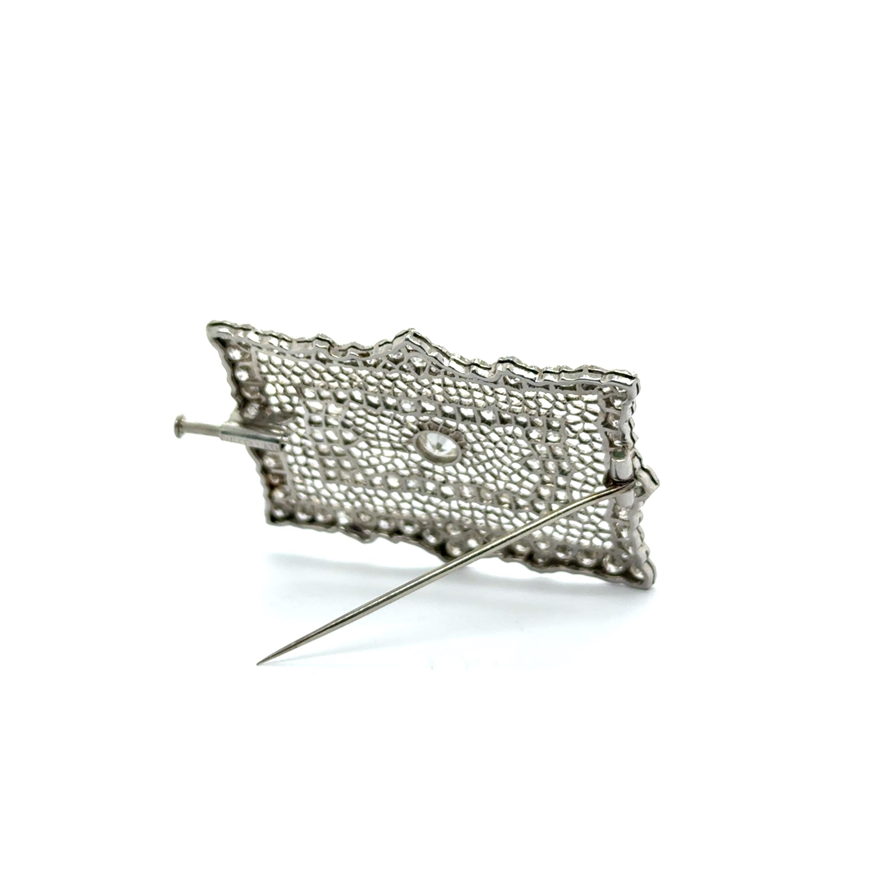 Vintage Brooch with Diamonds in Platinum by Buccellati For Sale 9