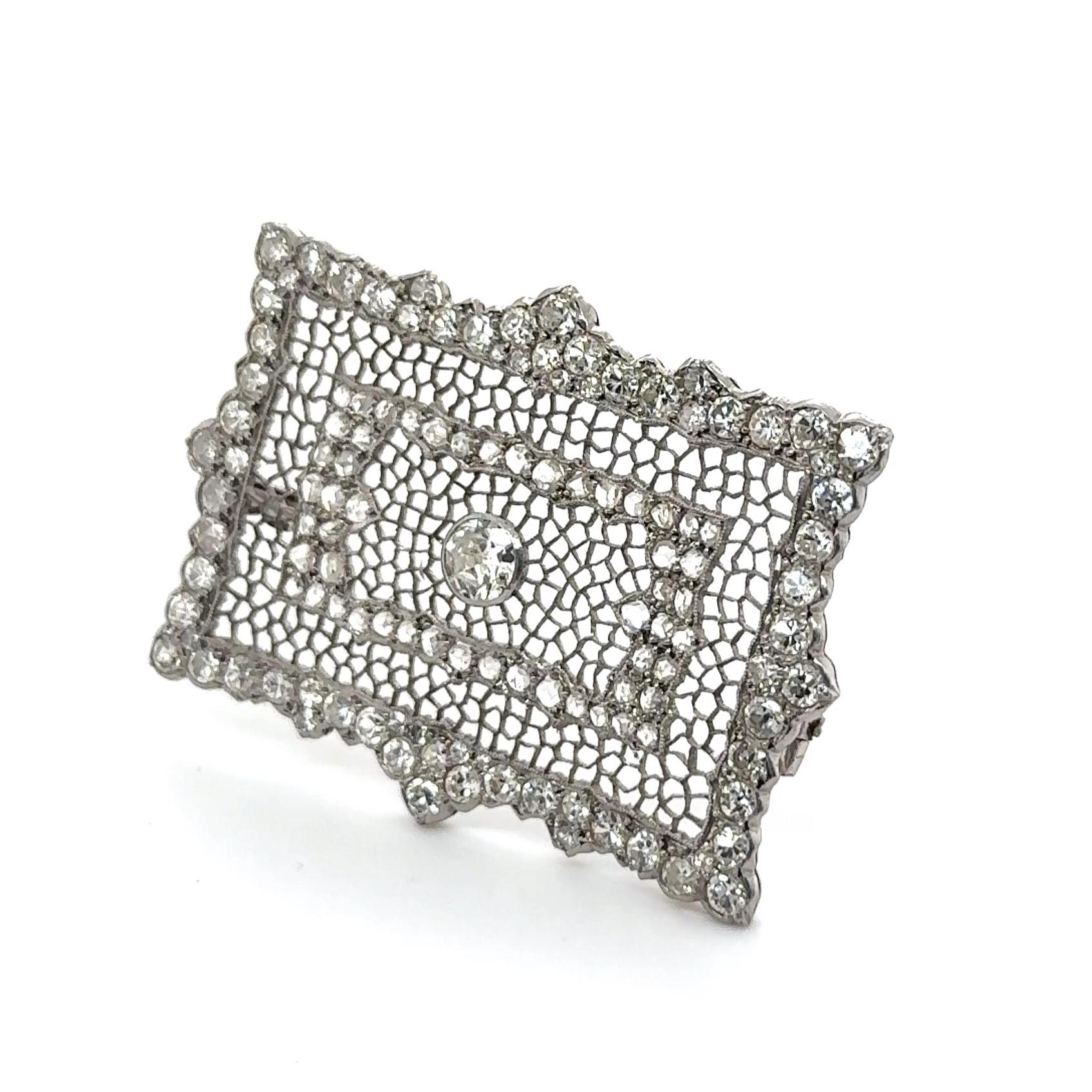 Vintage Brooch with Diamonds in Platinum by Buccellati For Sale 11
