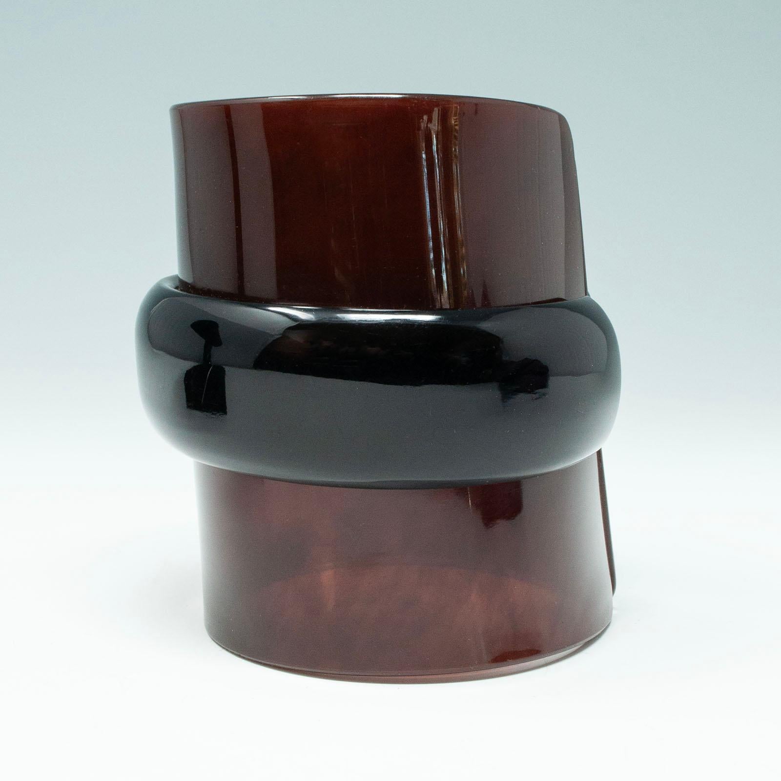 Contemporain Manchette vintage en fausse tortue Lucite marron et noire en vente