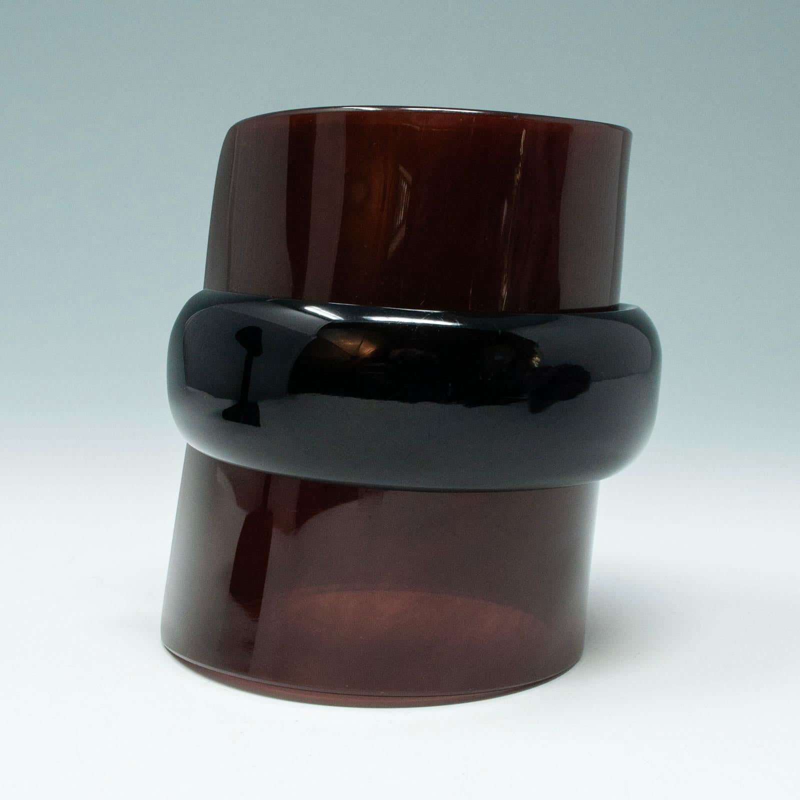 Manchette vintage en fausse tortue Lucite marron et noire Pour femmes en vente