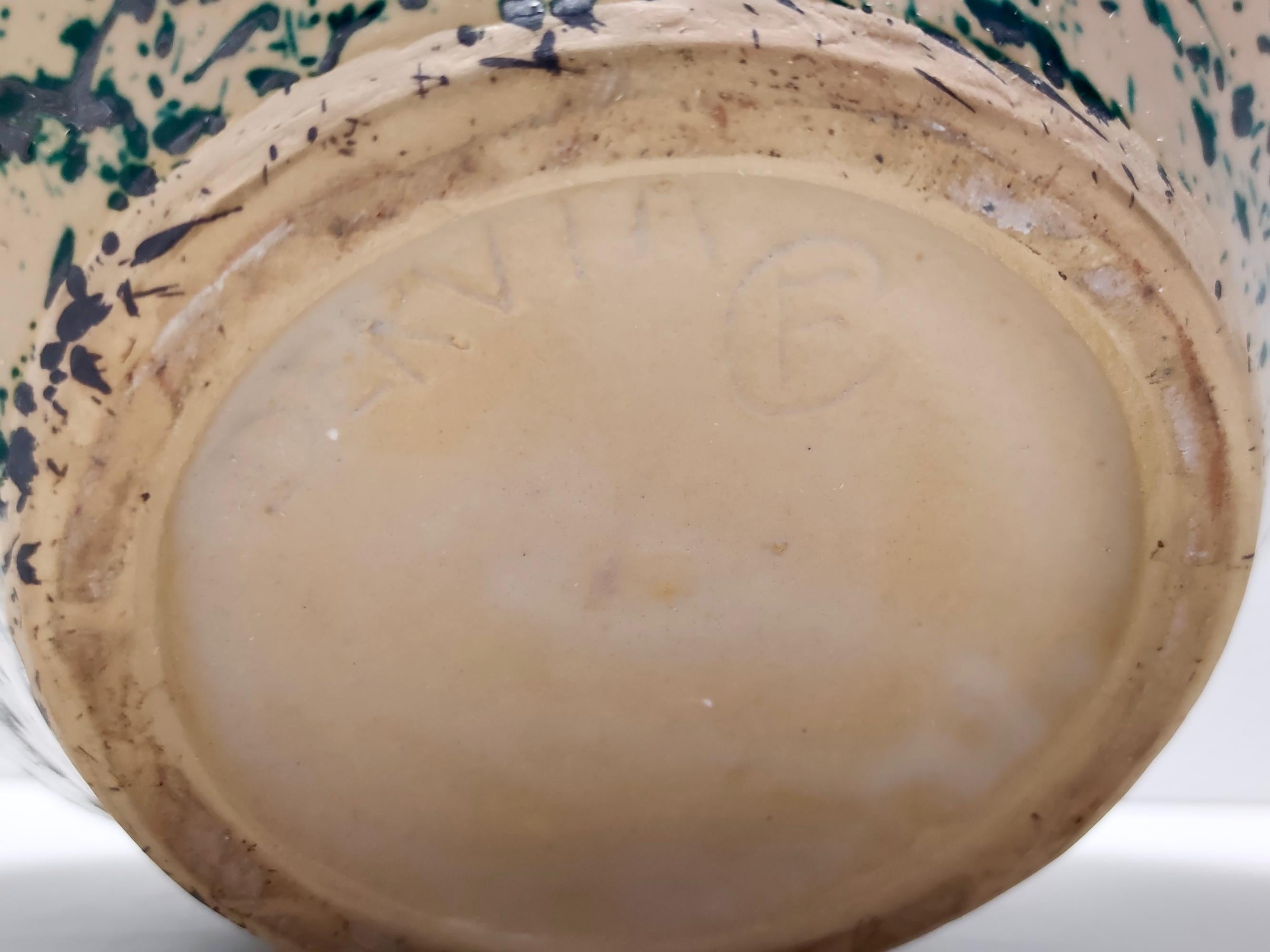 Vase vintage en terre cuite laquée marron et vert et peinte à la main, Deruta, Italie en vente 2