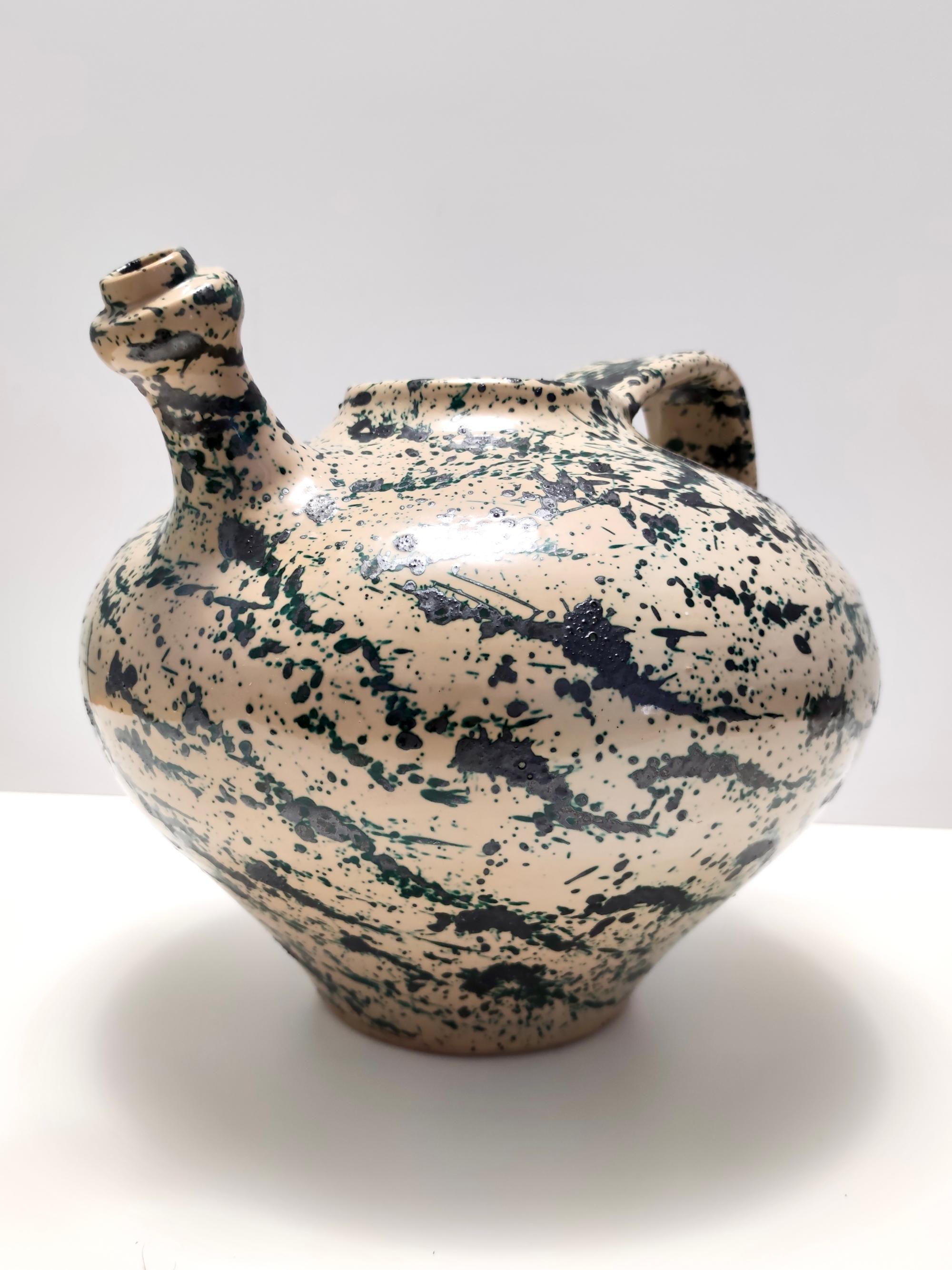 Mid-Century Modern Vase vintage en terre cuite laquée marron et vert et peinte à la main, Deruta, Italie en vente