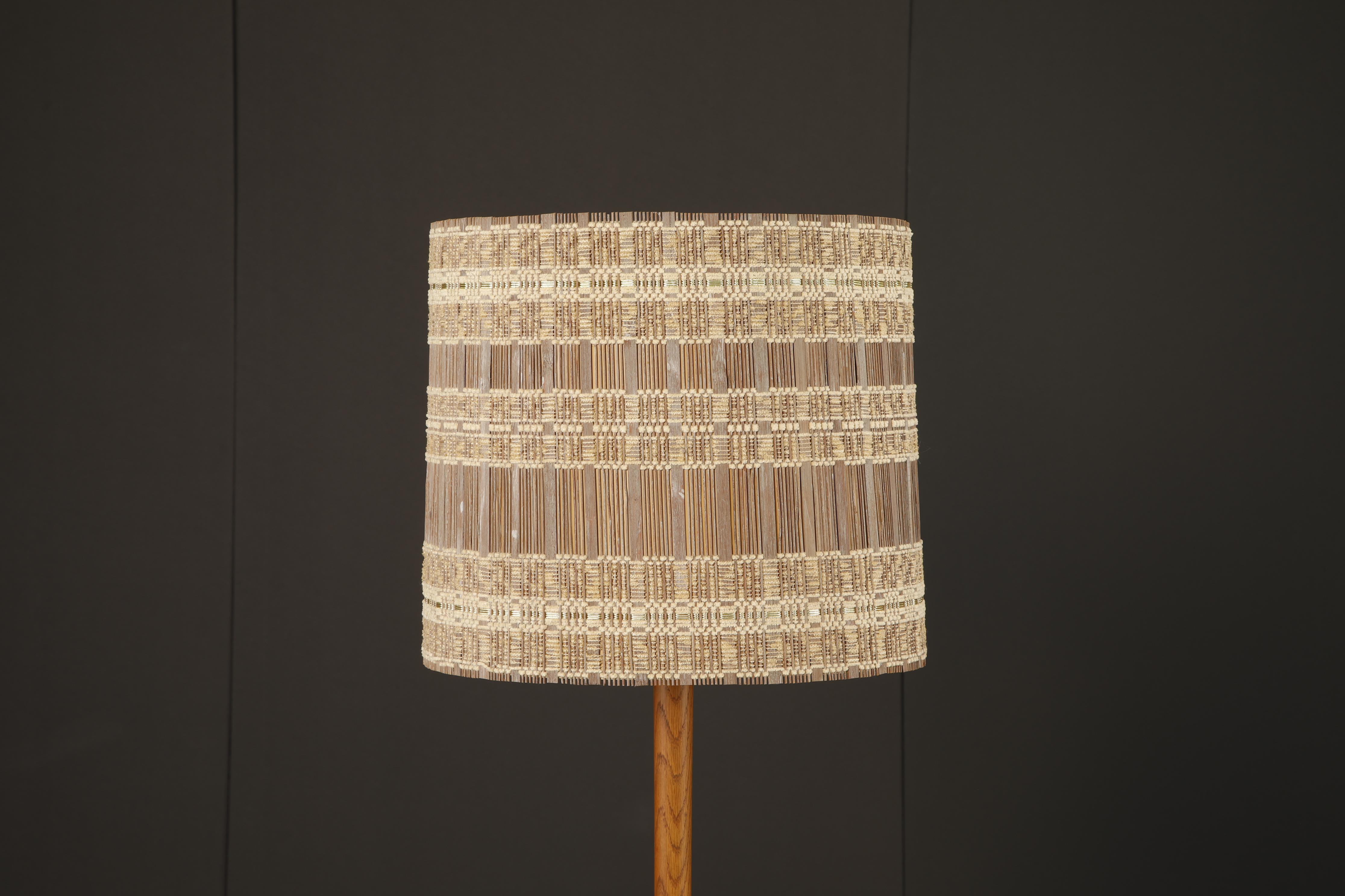 Américain Abat-jour tissé vintage brun et ivoire California Modern par Maria Kipp, 1960s en vente