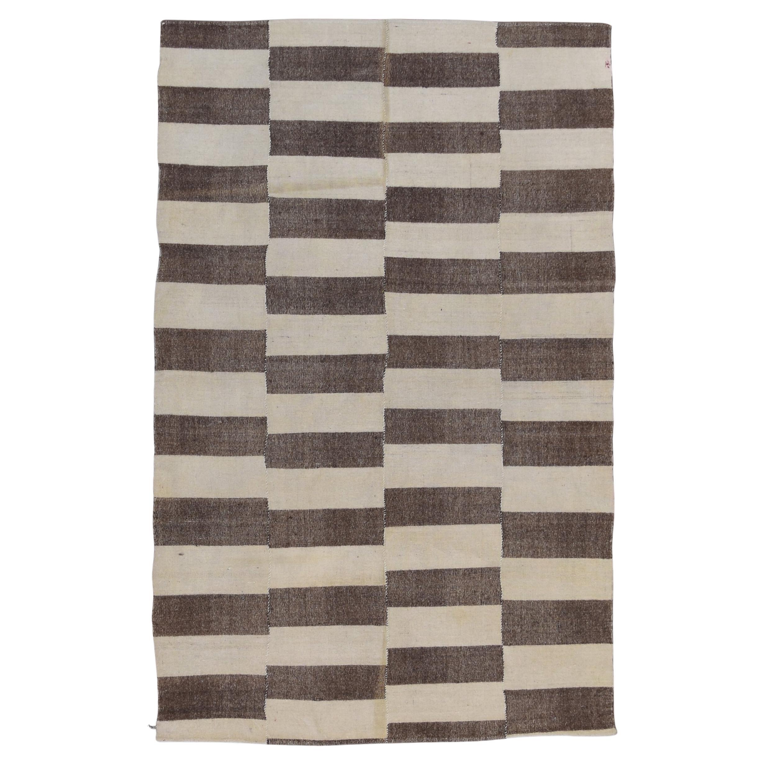 Vintage  Brown and Ivory Wool Kilim 5'6''x8'8''