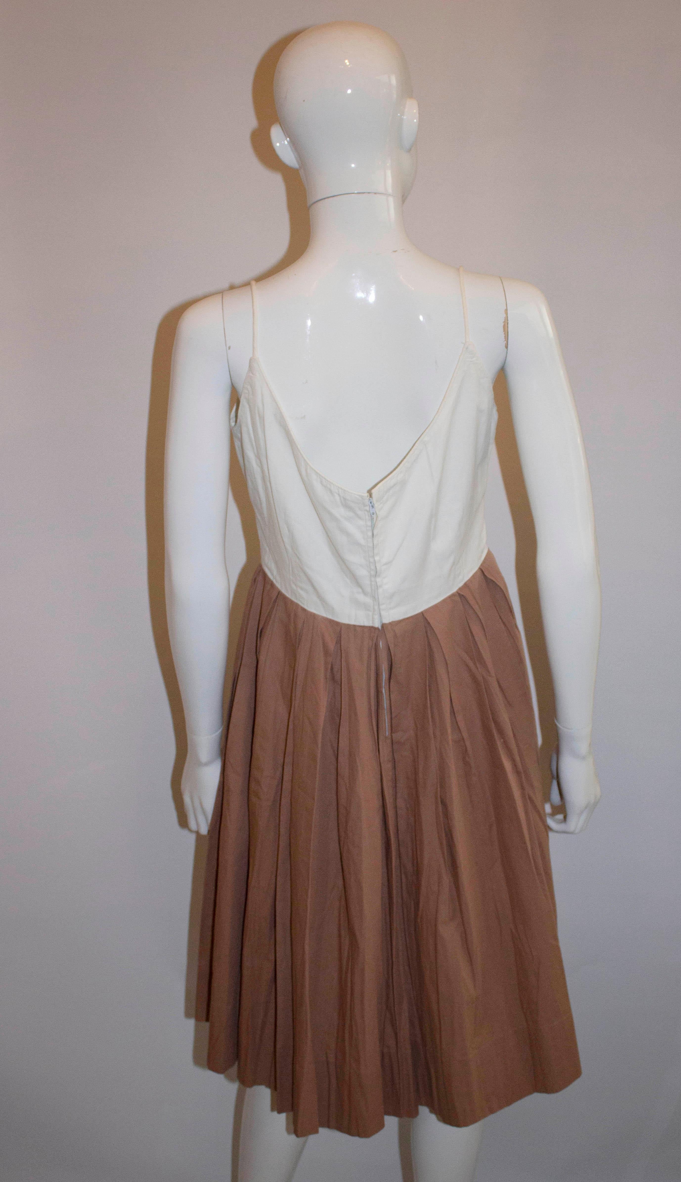 Vintage Brown and White Summer Cotton Dress For Sale 1
