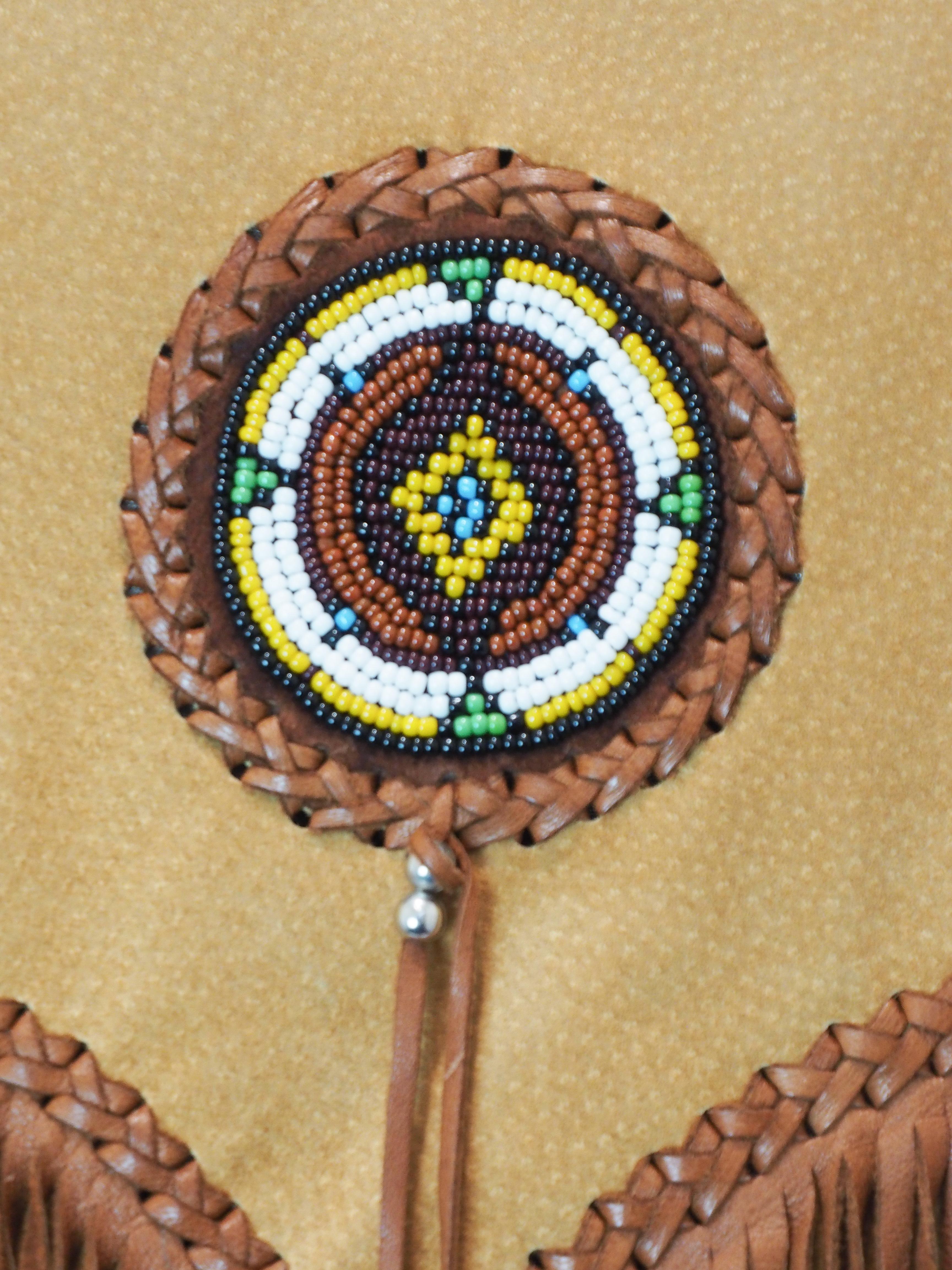 Giacca Arturo in pelle marrone vintage con frange e perline in vendita 2